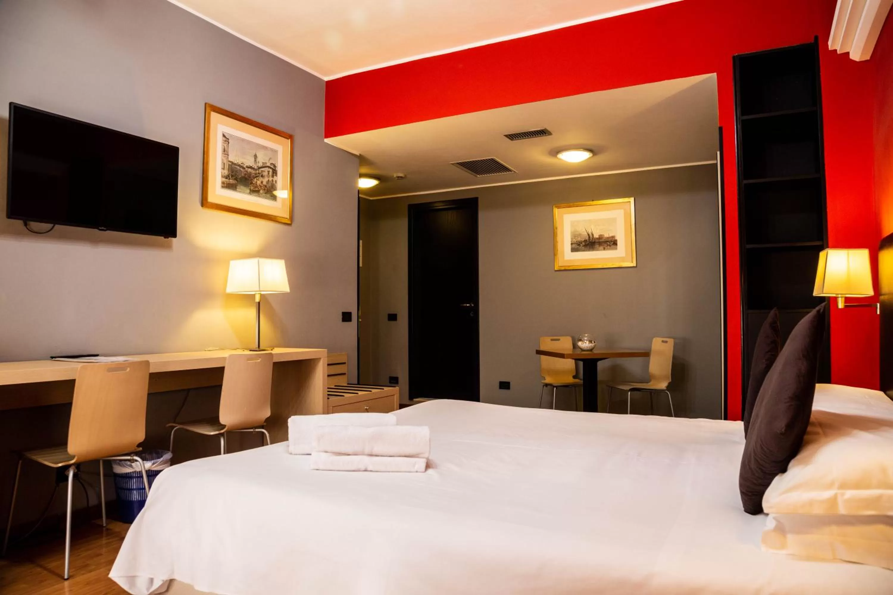 Double Room with Extra Bed in Hotel Berlino
