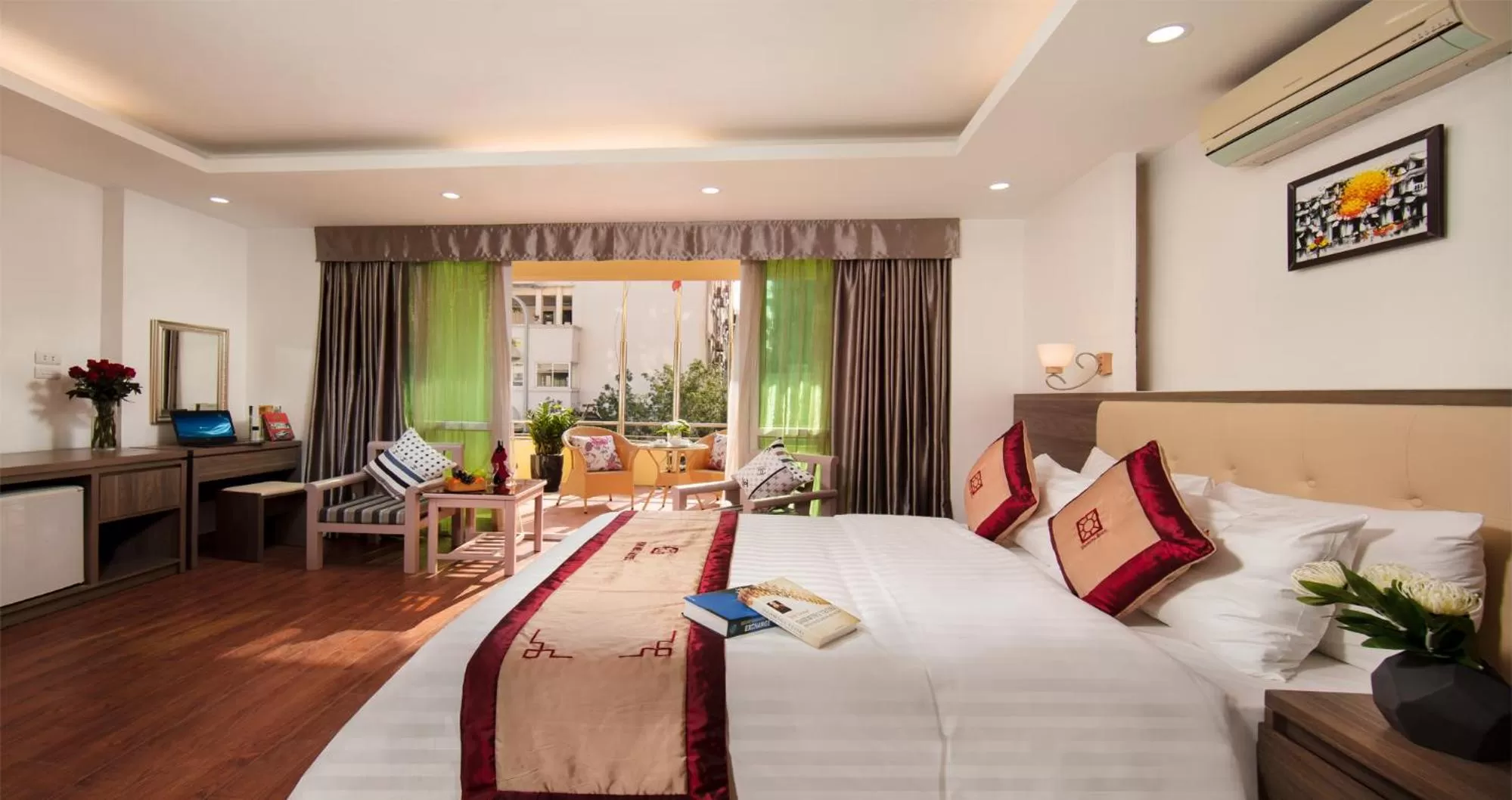 Standard Double or Twin Room in Van Mieu Hotel