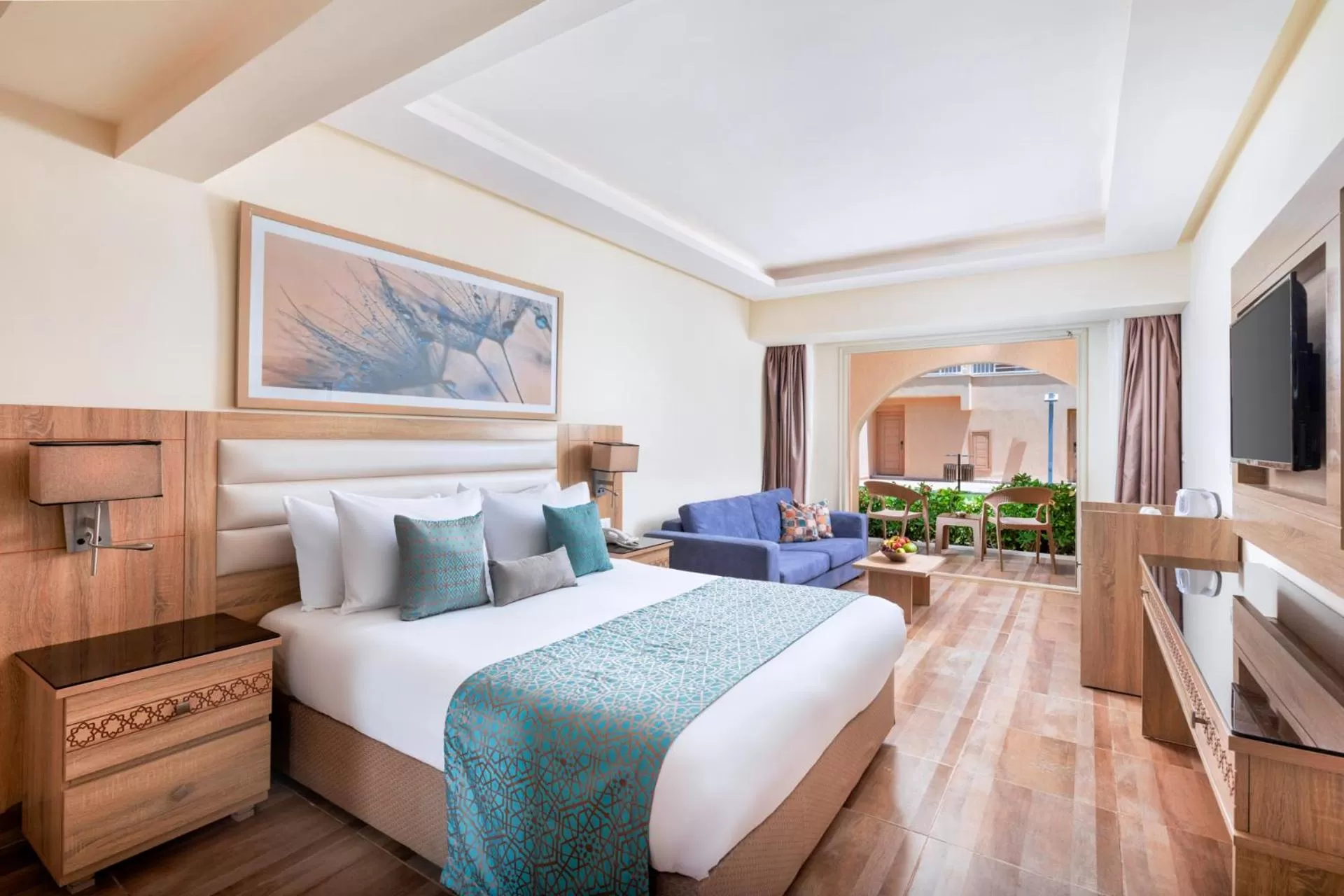 Deluxe Triple Room in Beach Albatros Aqua Park - Hurghada
