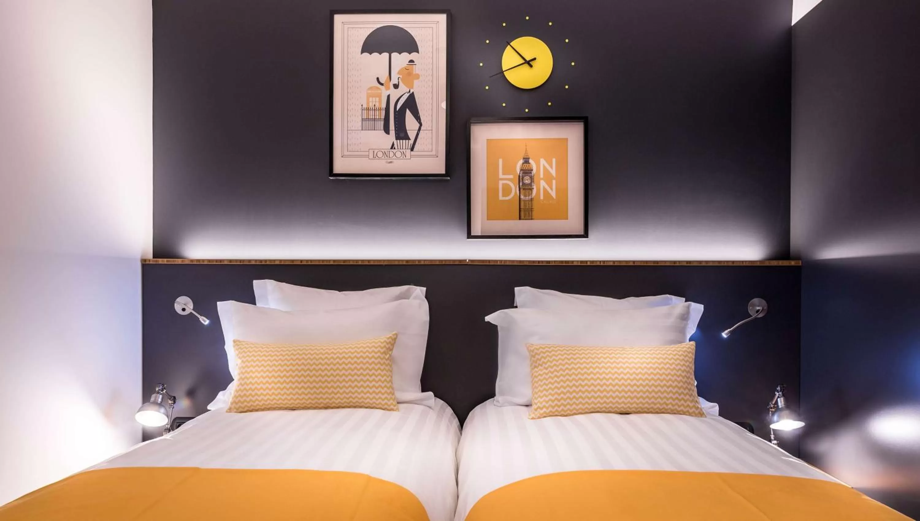 Superior Twin Room in Best Western Plus Suitcase Paris La Défense