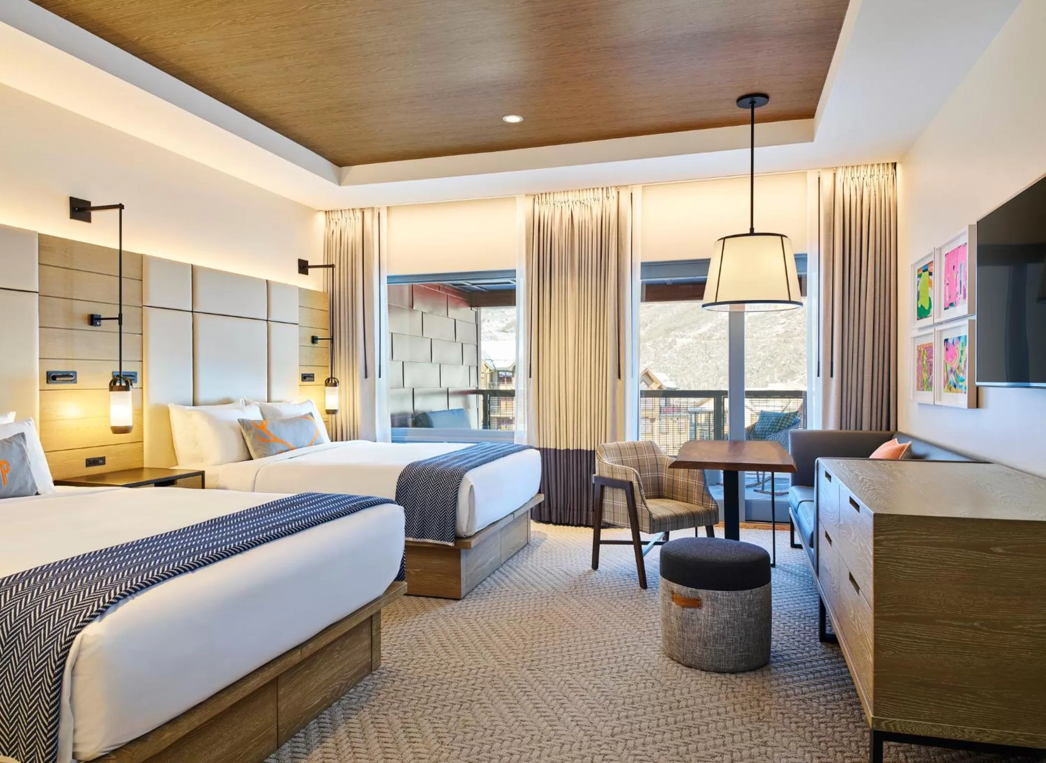 Terrace Queen Room with Two Queen Beds in Limelight Hotel Snowmass