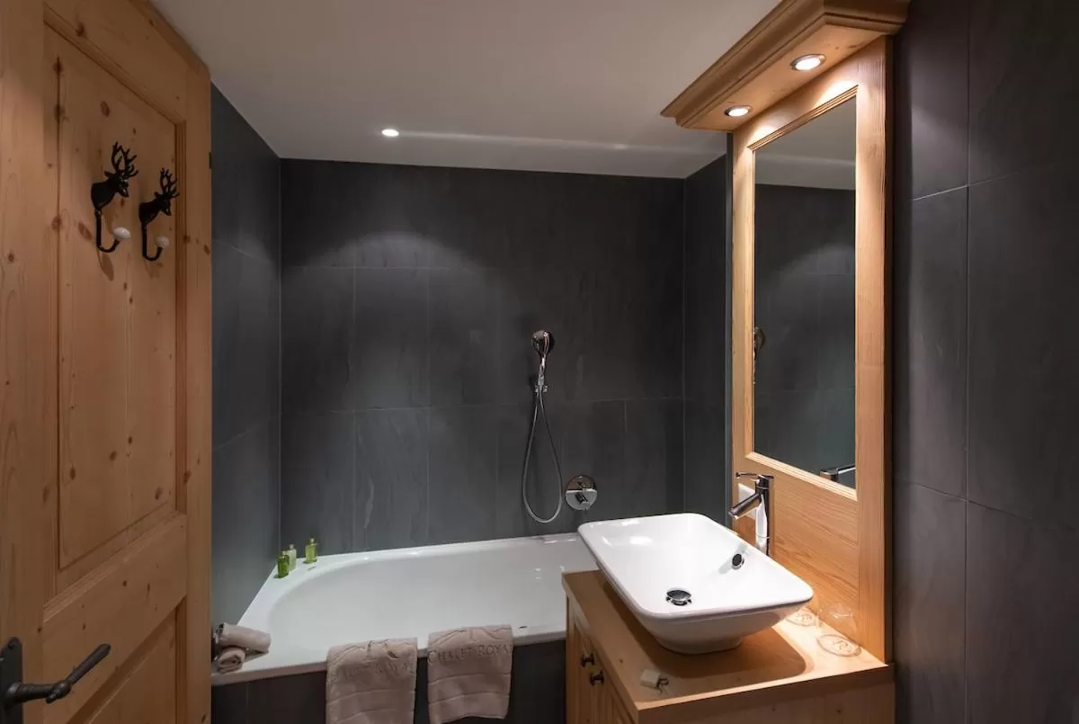 One-Bedroom Suite in Chalet RoyAlp Hôtel & Spa