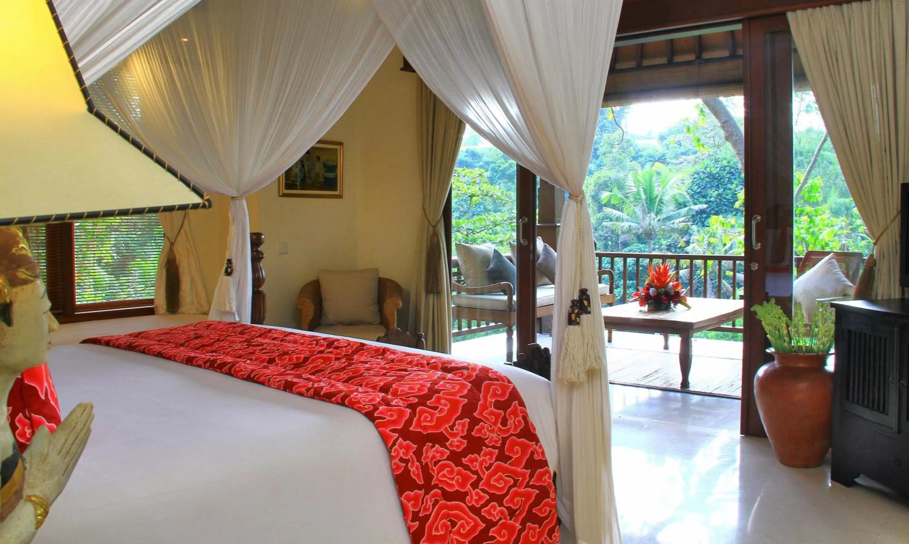 Treetops Suite in Ibah