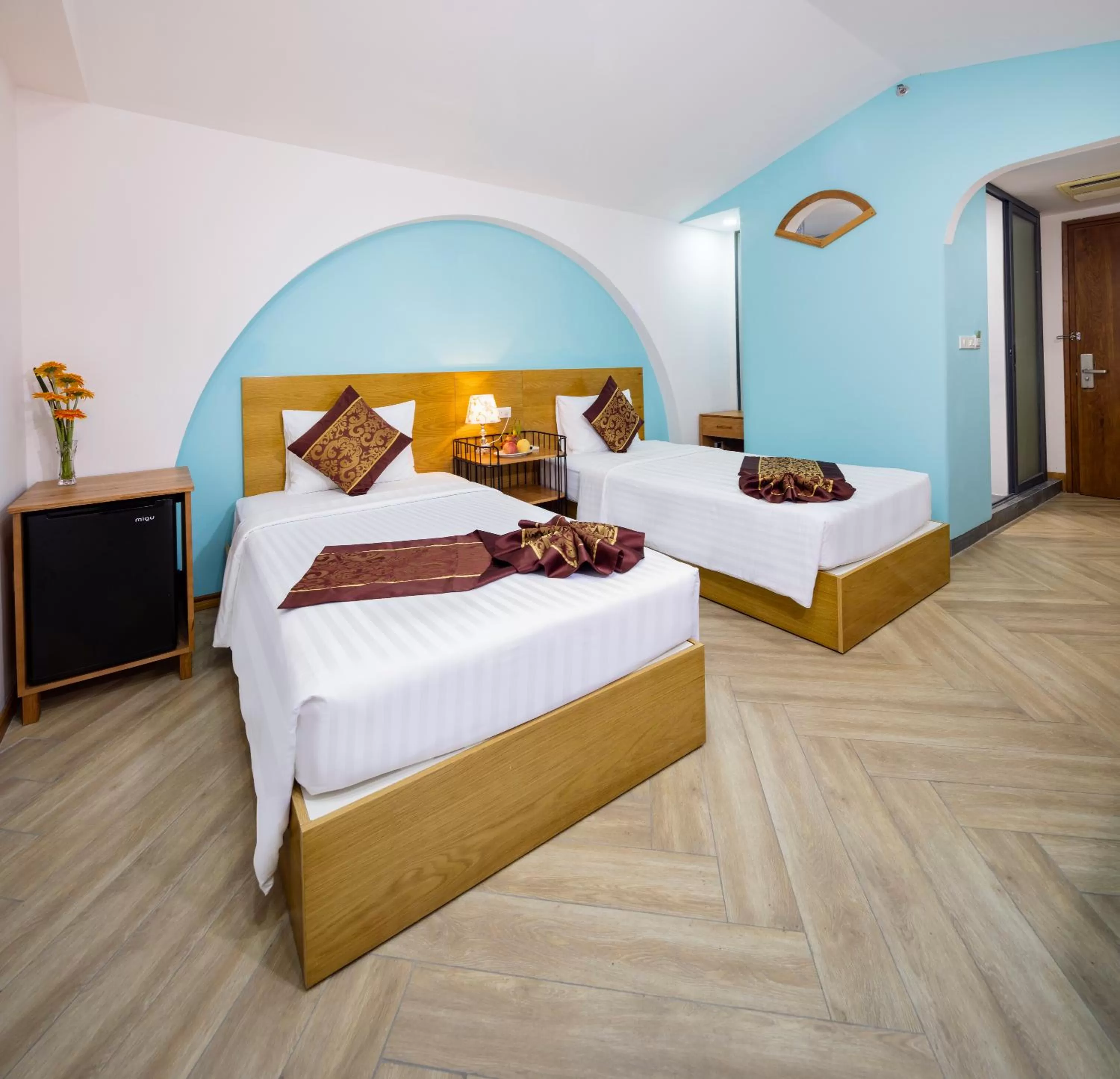 Deluxe Double or Twin Room with Balcony in Prime New Hotel