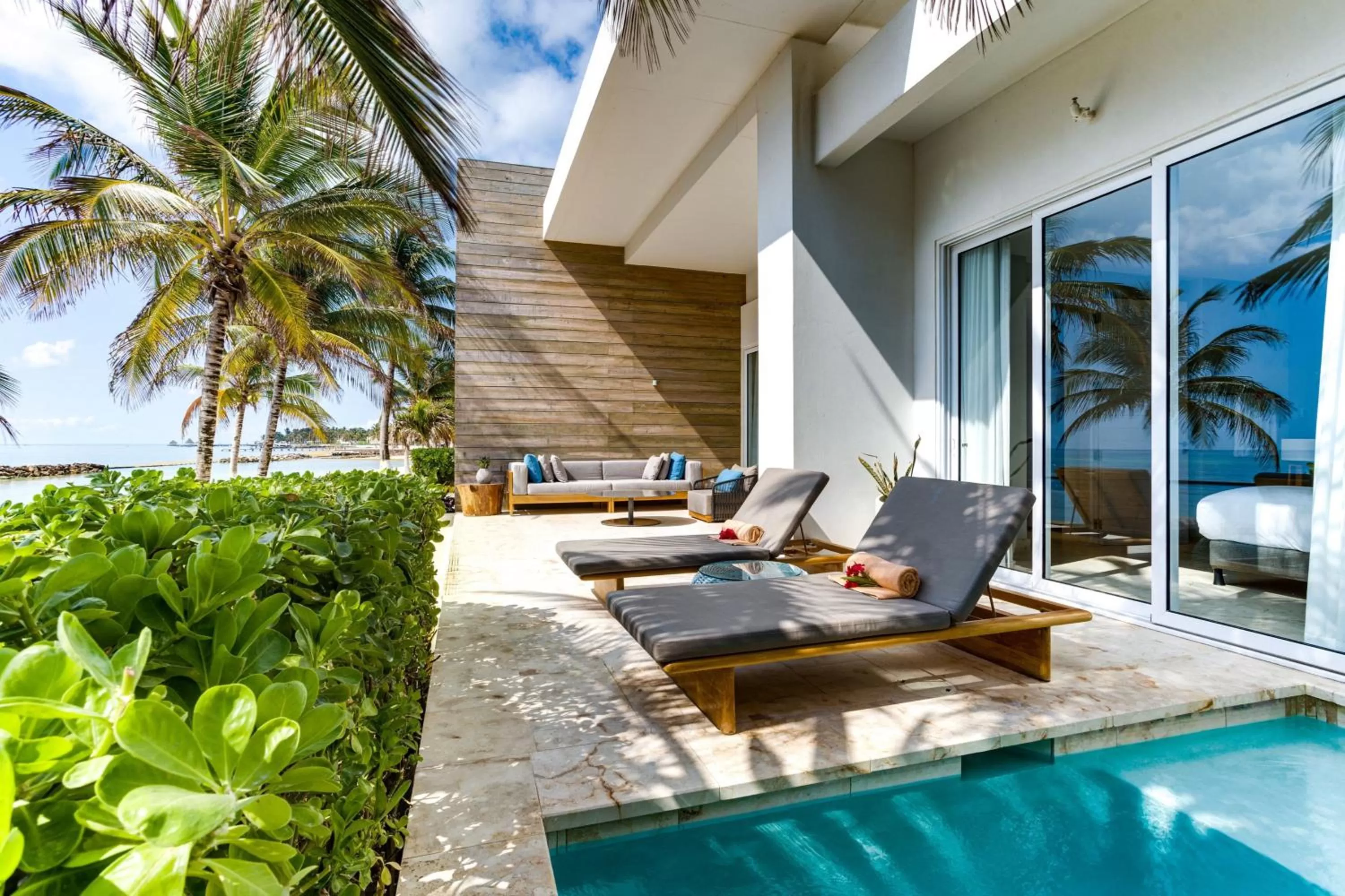 Oceanfront 3 Bedroom Villa with Private Plunge Pool in Alaia Belize, Autograph Collection