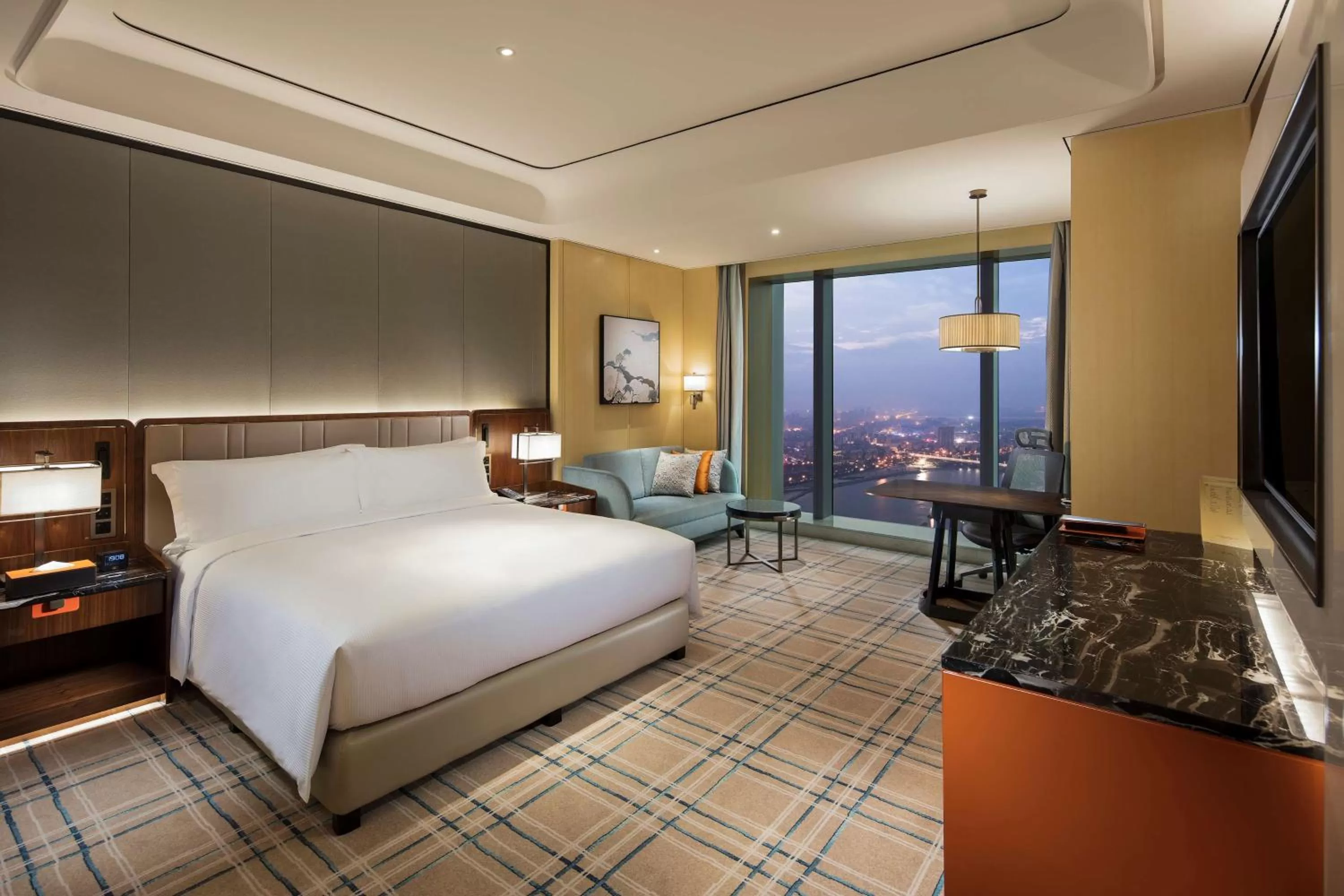 King Room with River View in Hilton Fuzhou