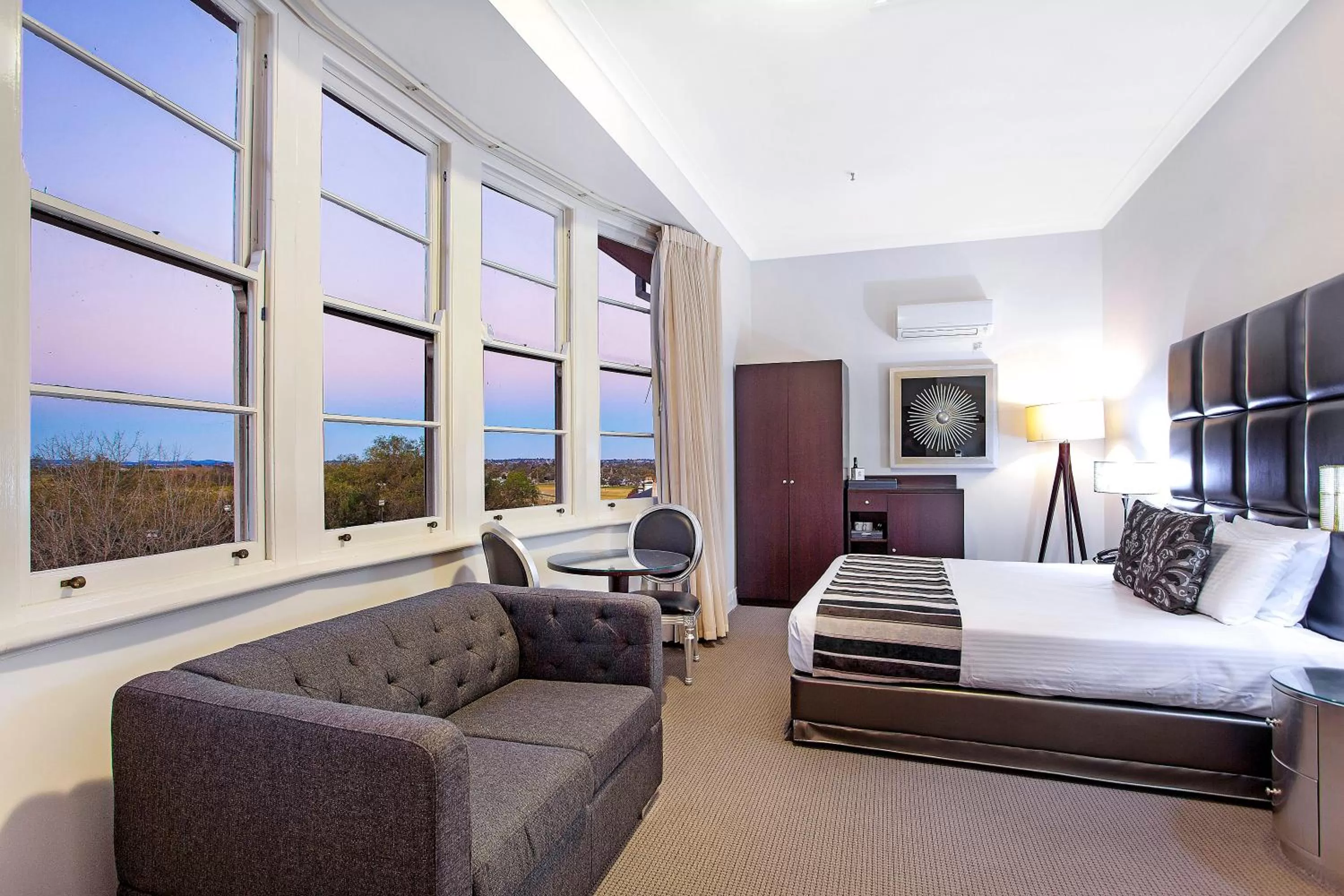 Bedroom, Bed in Mercure Maitland Monte Pio