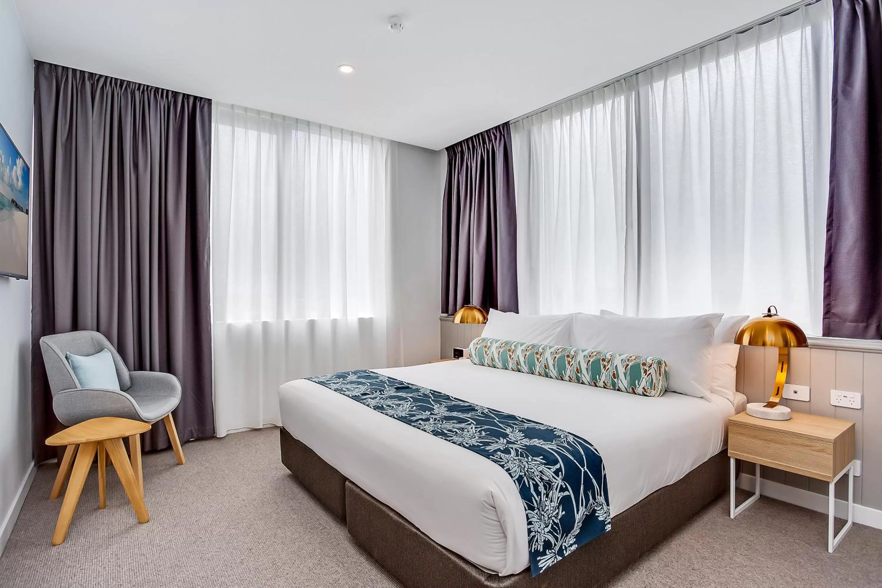 King Suite - Disability Access in Mantra at Sharks