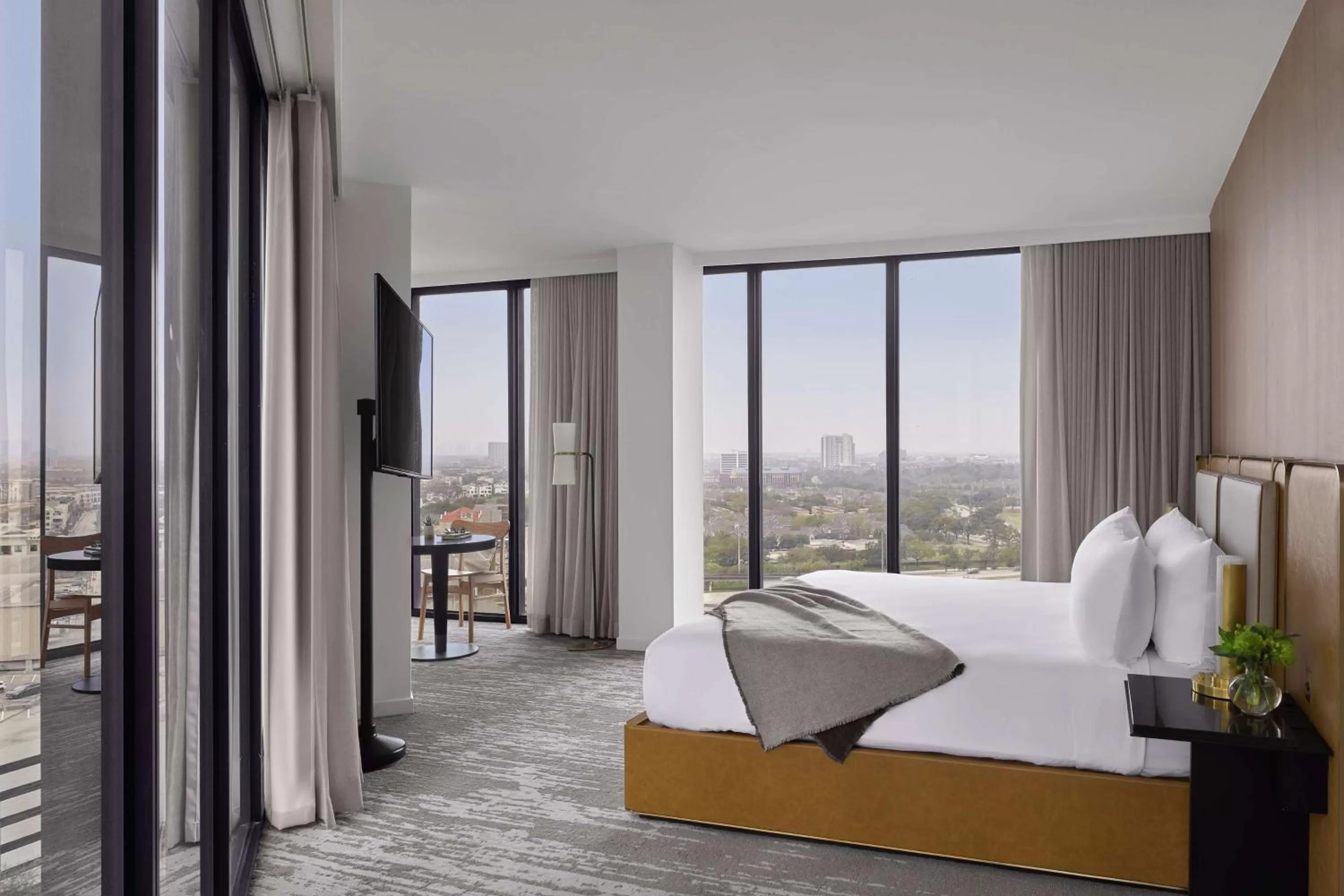 One-Bedroom Corner Suite in C. Baldwin, Curio Collection by Hilton