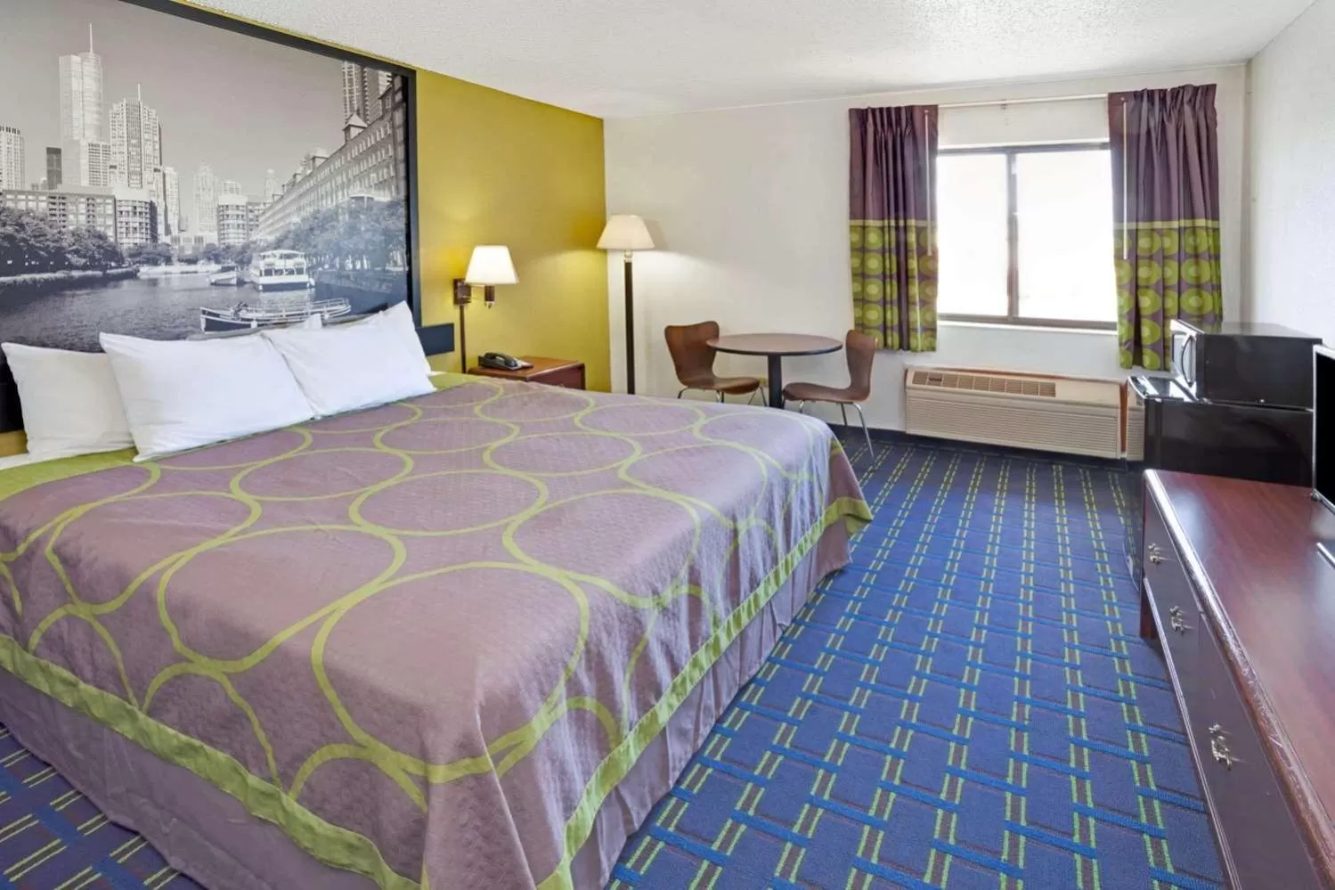 King Room - Disability Access - Non-Smoking in Super 8 by Wyndham Monee I-57