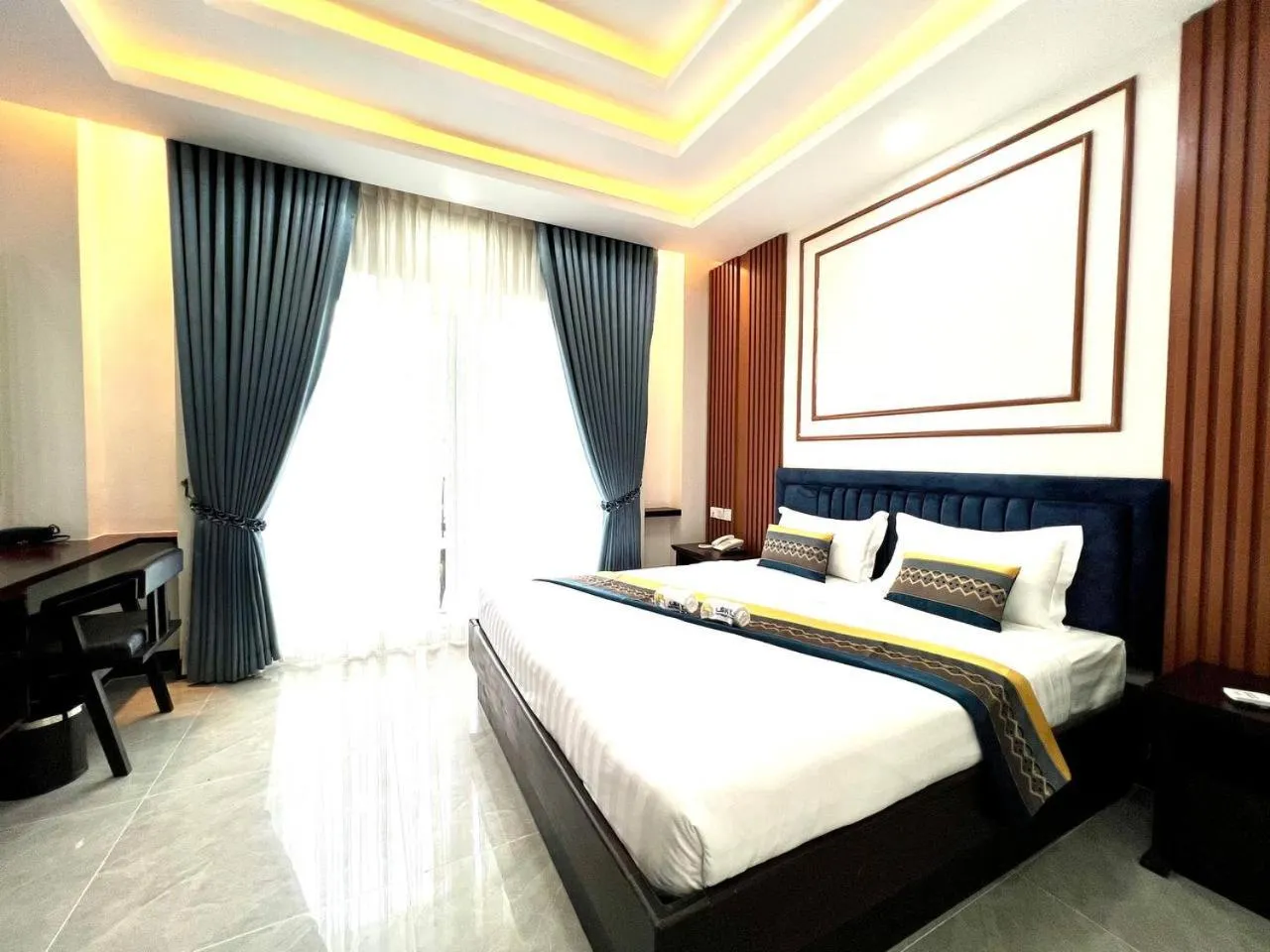 Deluxe Double Room with Balcony in Sky Boutique Kampot