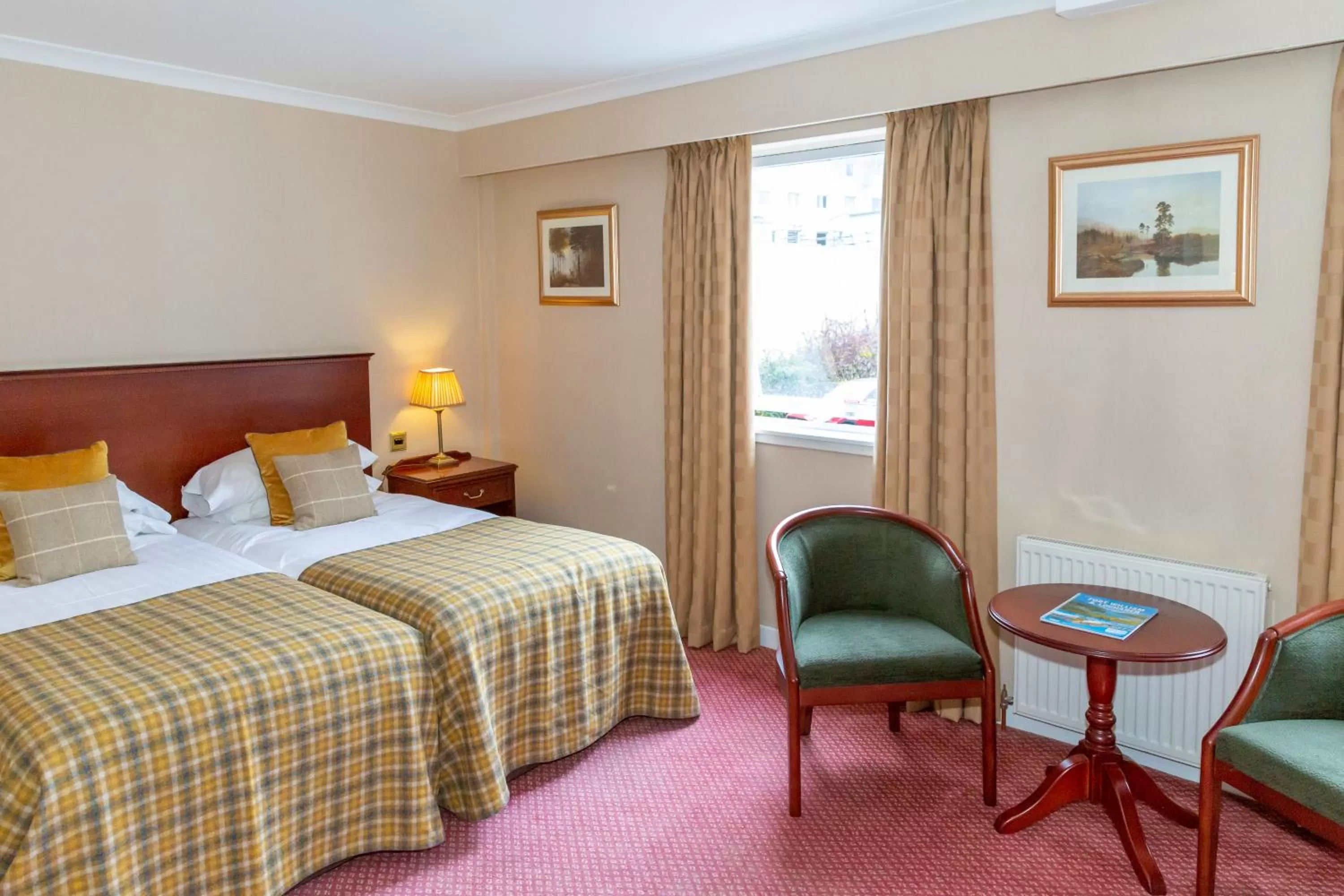 Classic Twin Room in Alexandra Hotel