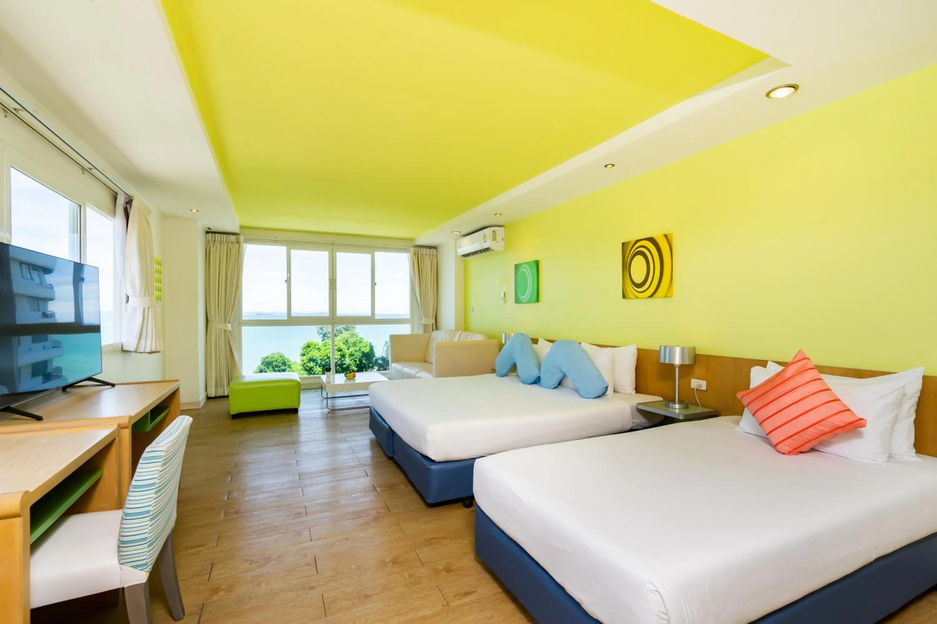 Double or Twin Room with View in Best Bella Pattaya