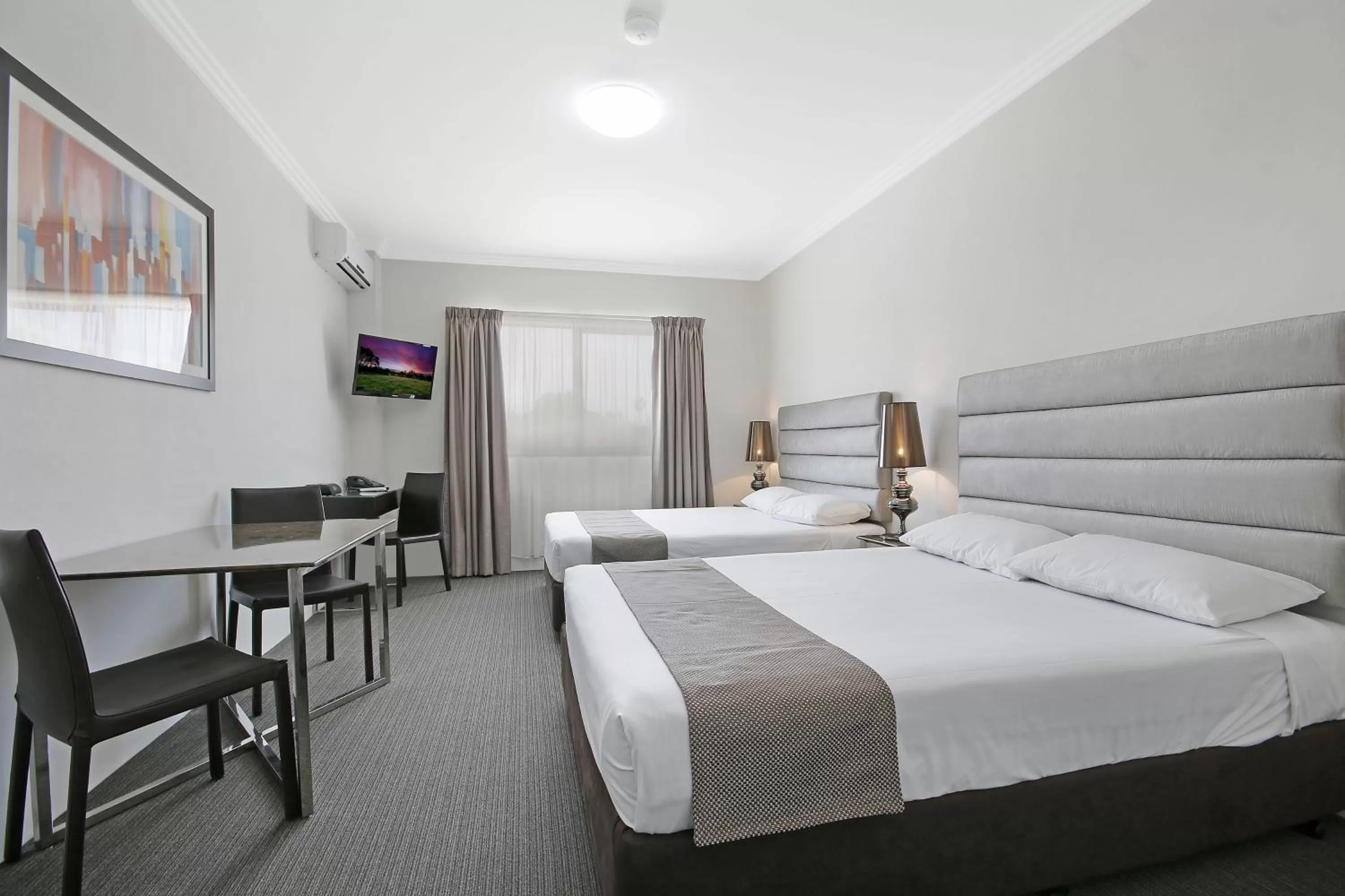 Twin Suite in Value Suites Penrith