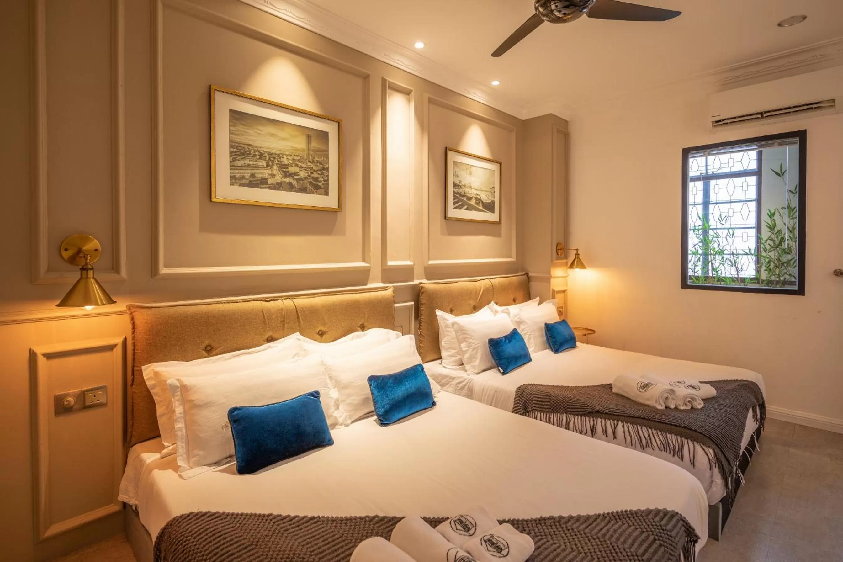 Deluxe Queen Room with Two Queen Beds in Manhattan Residence