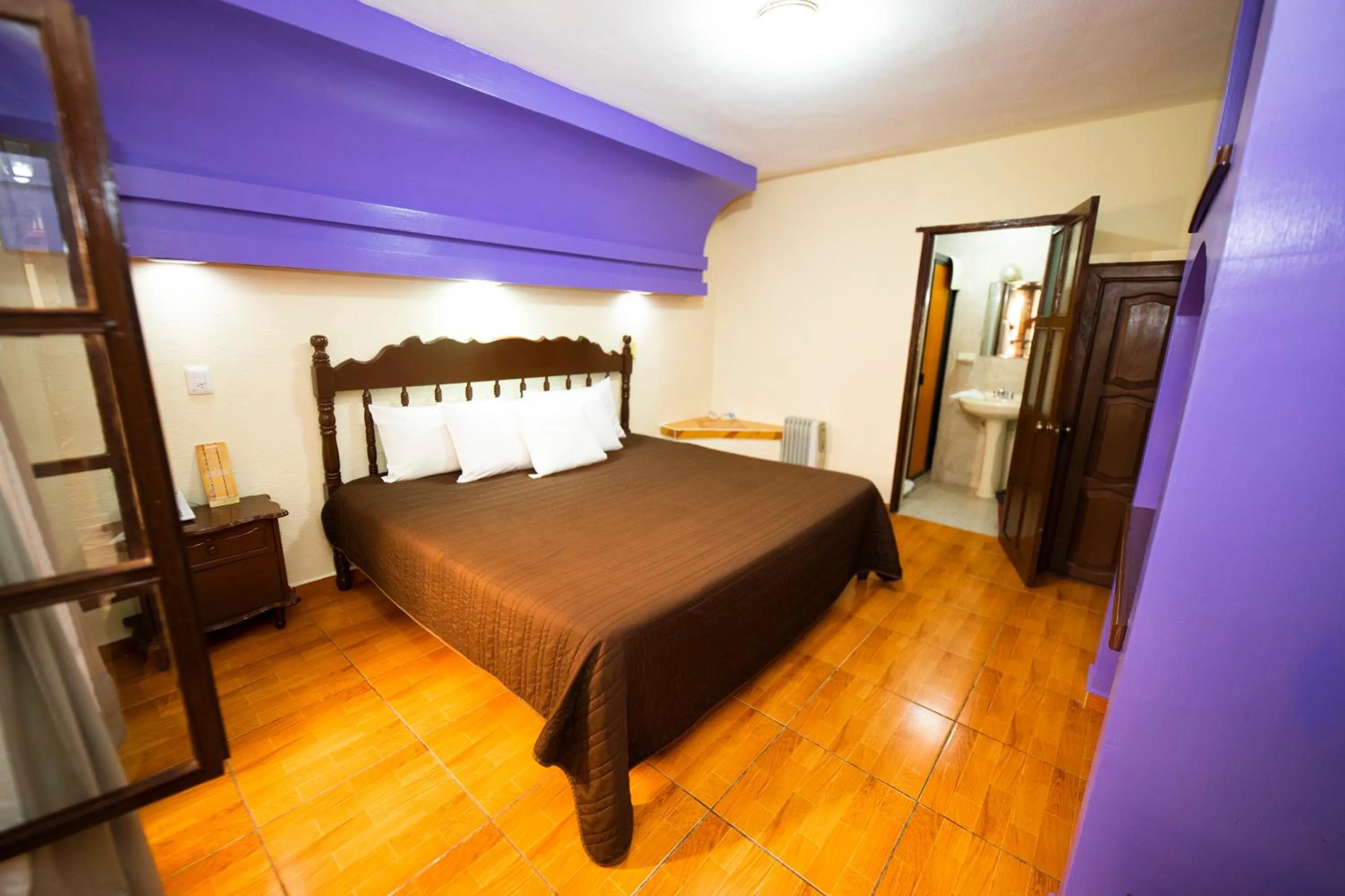Double Room with One Double Bed - single occupancy in Hotel D’Monica