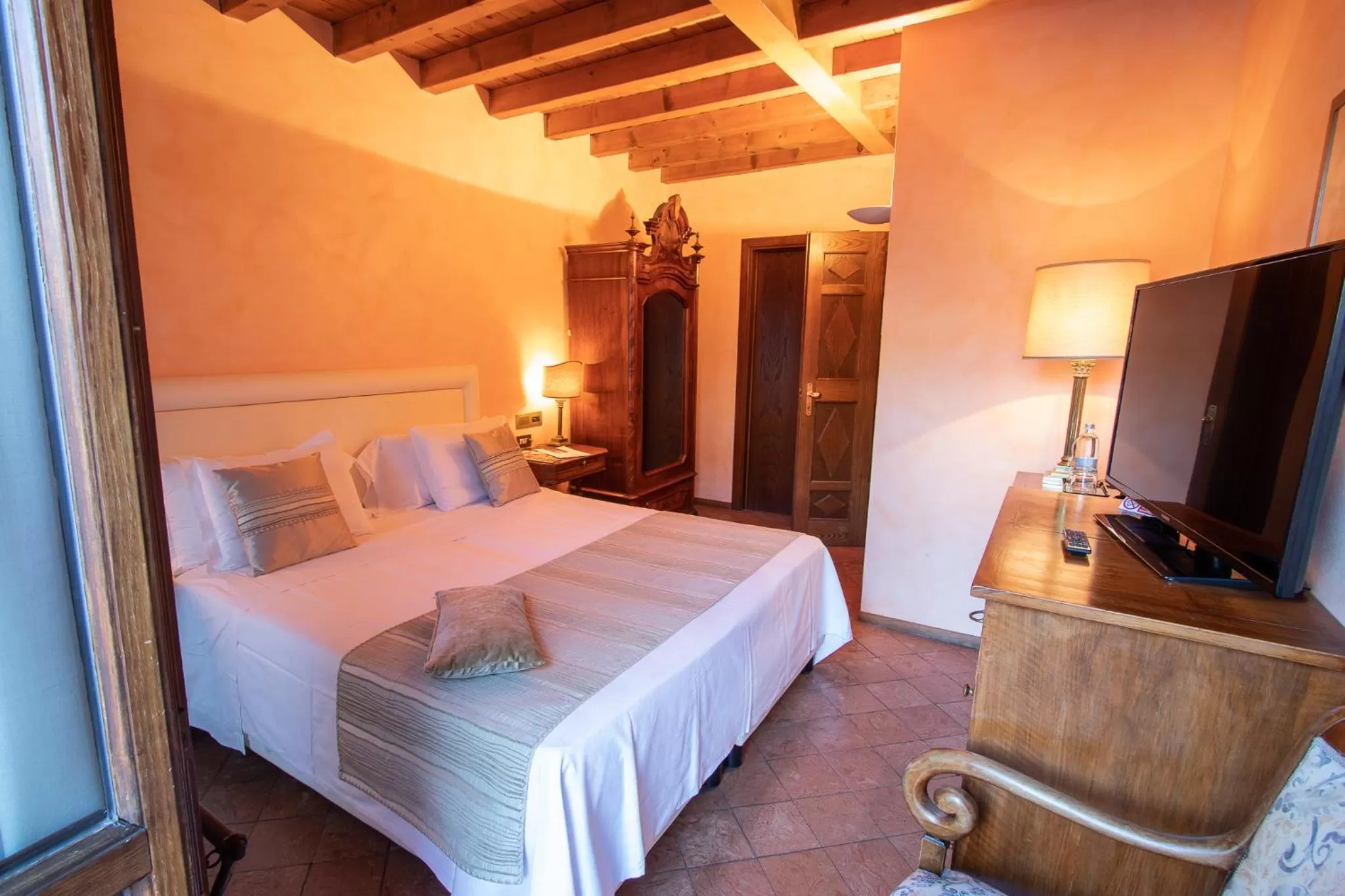 Double or Twin Room in Albergo Le Due Corti