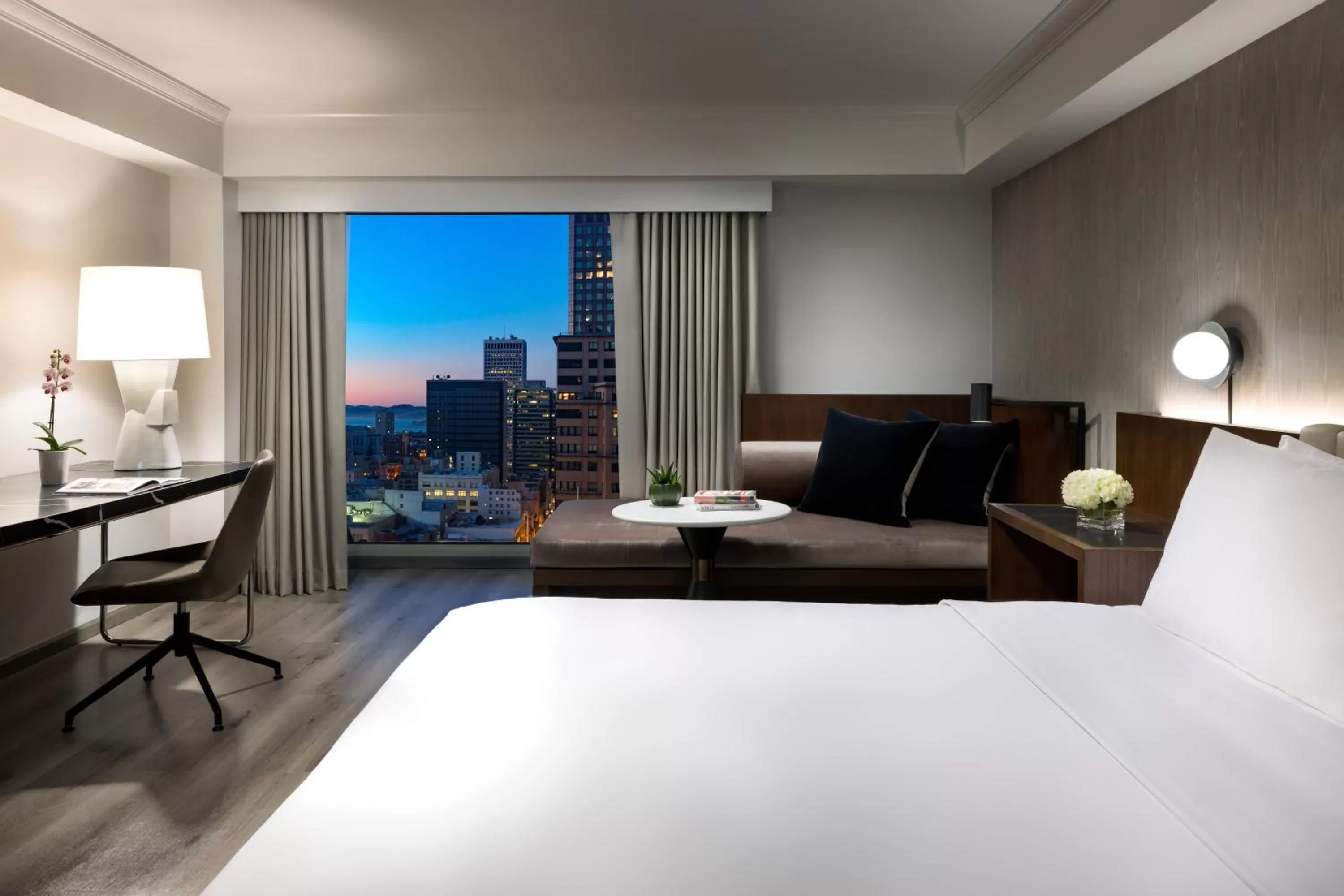 Club King Room - single occupancy in Hyatt Regency San Francisco Downtown SOMA