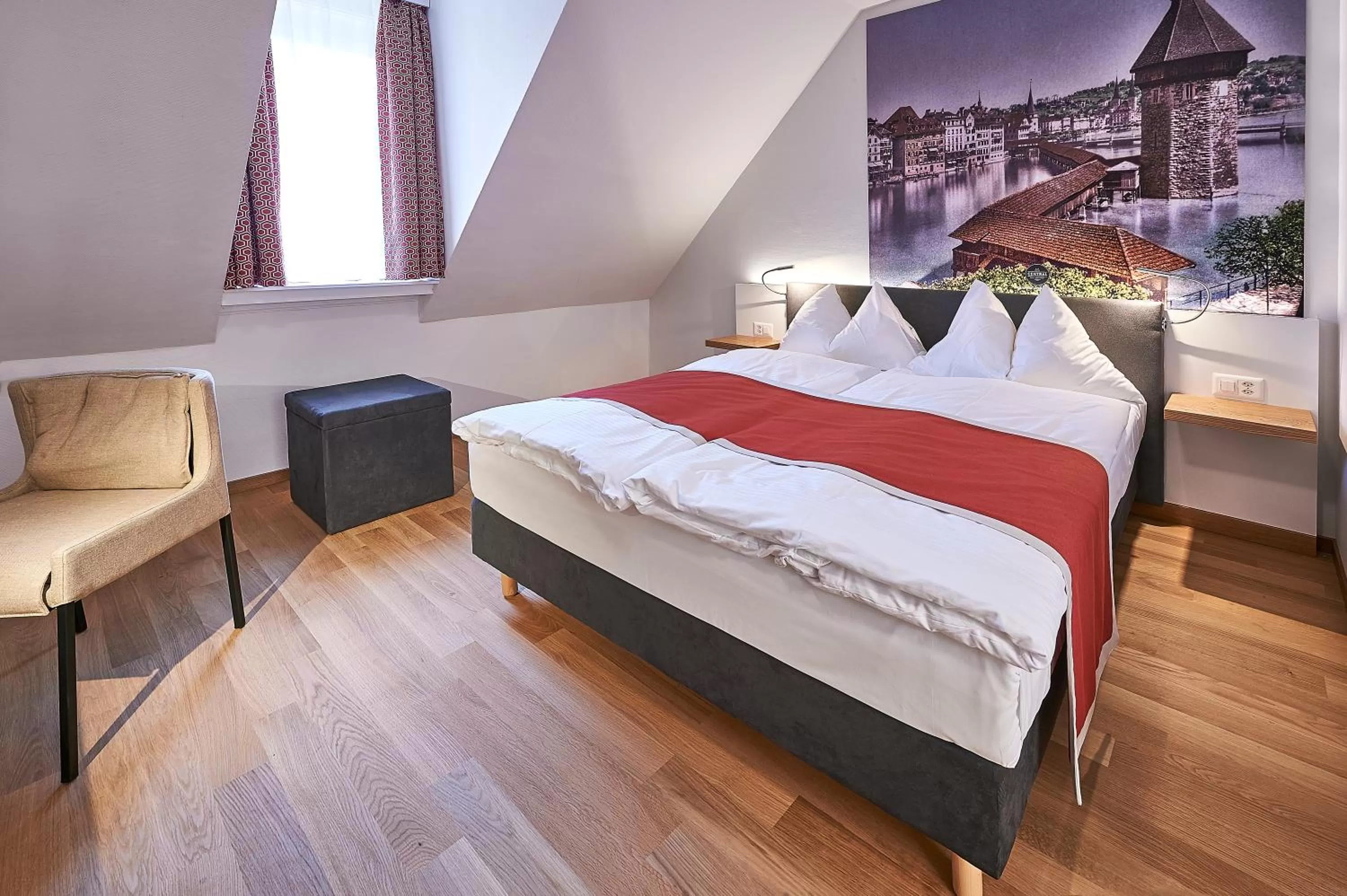 Standard Double Room in Hotel Central Luzern