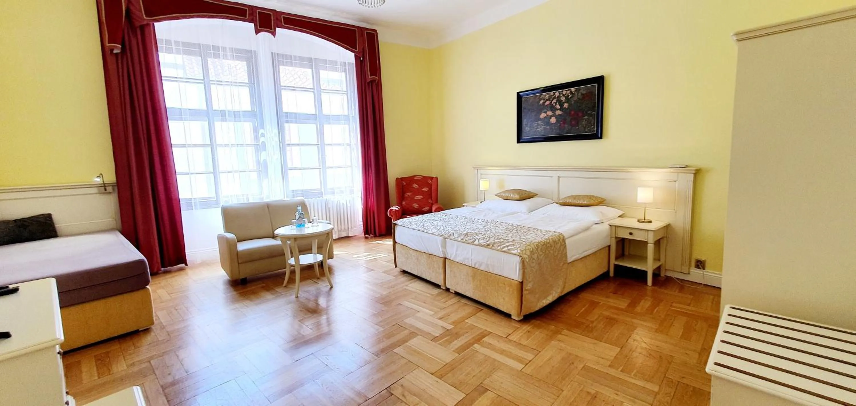 Triple Room in Hotel Metamorphis