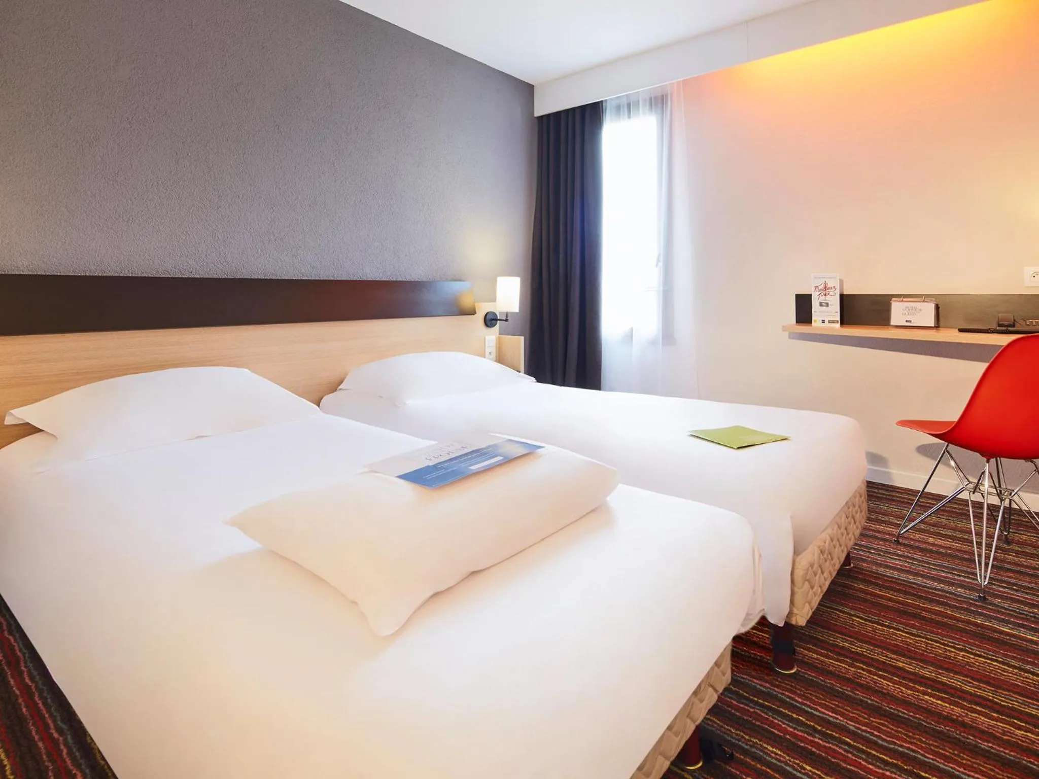 Double Room with 2 Single Beds in Kyriad Tours Sud - Chambray Lès Tours