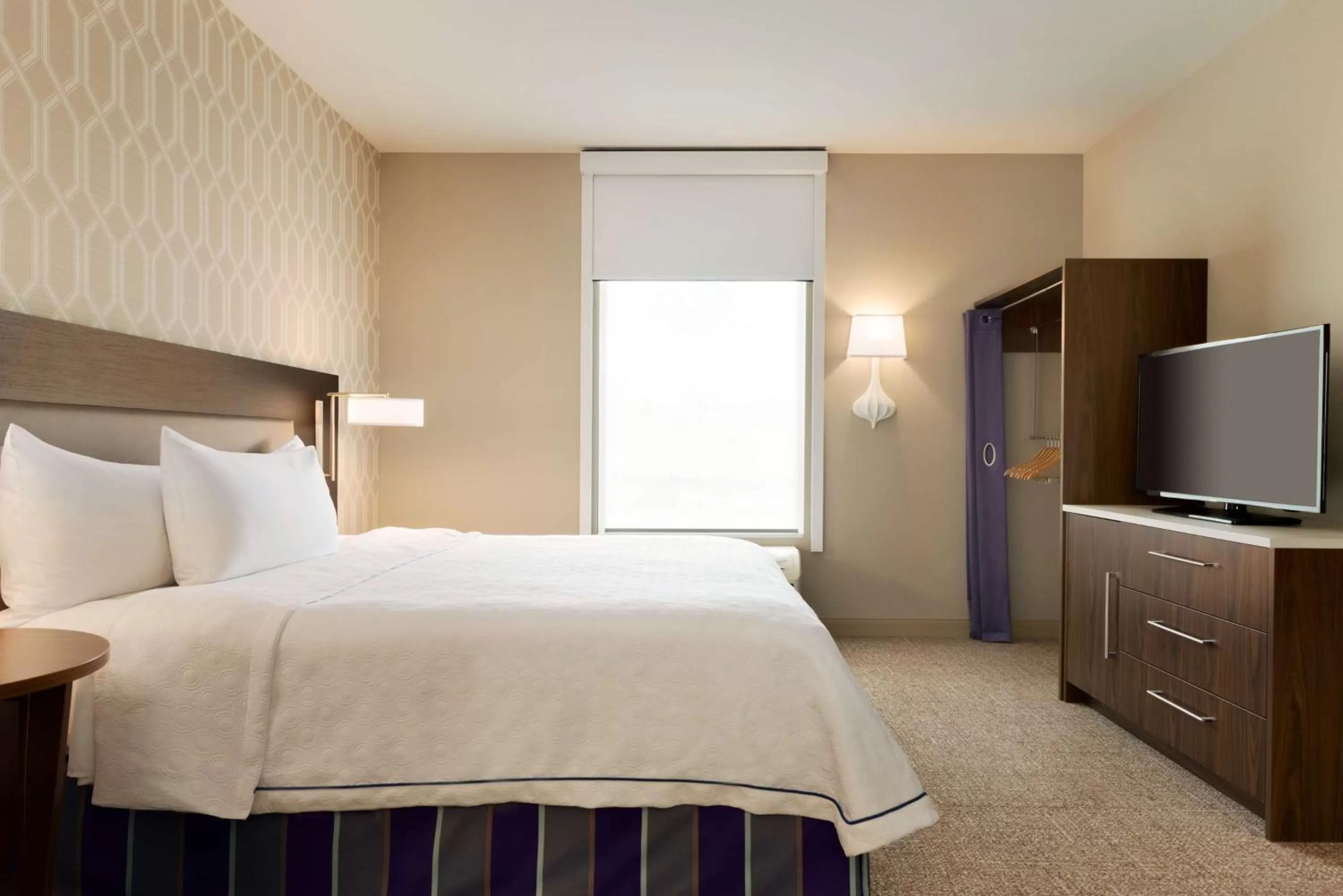 King Studio Suite - Hearing Access/Non-Smoking in Home2 Suites By Hilton Menomonee Falls Milwaukee