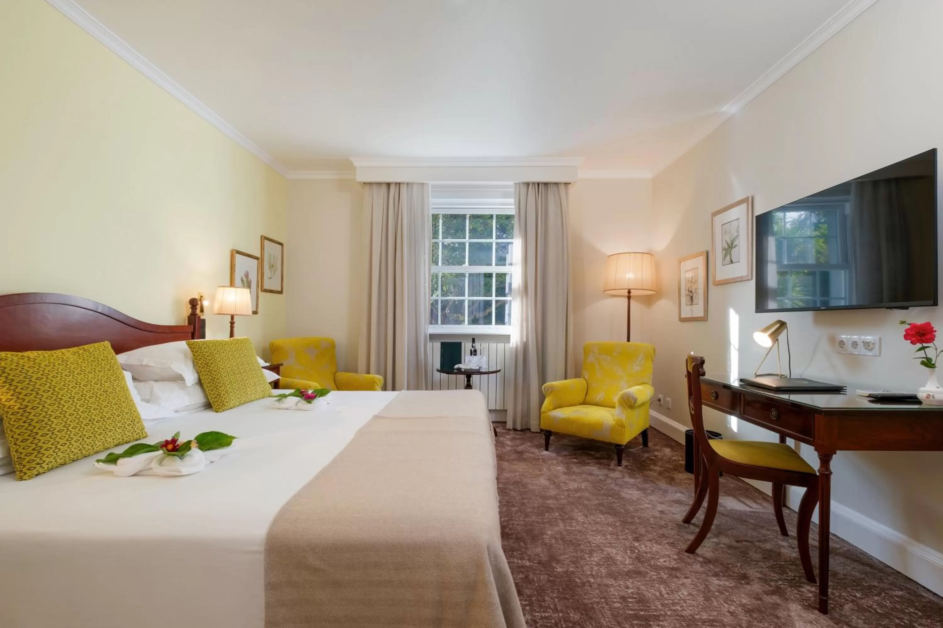 Double or Twin Room with Garden View in Casa Velha do Palheiro Relais & Chateaux