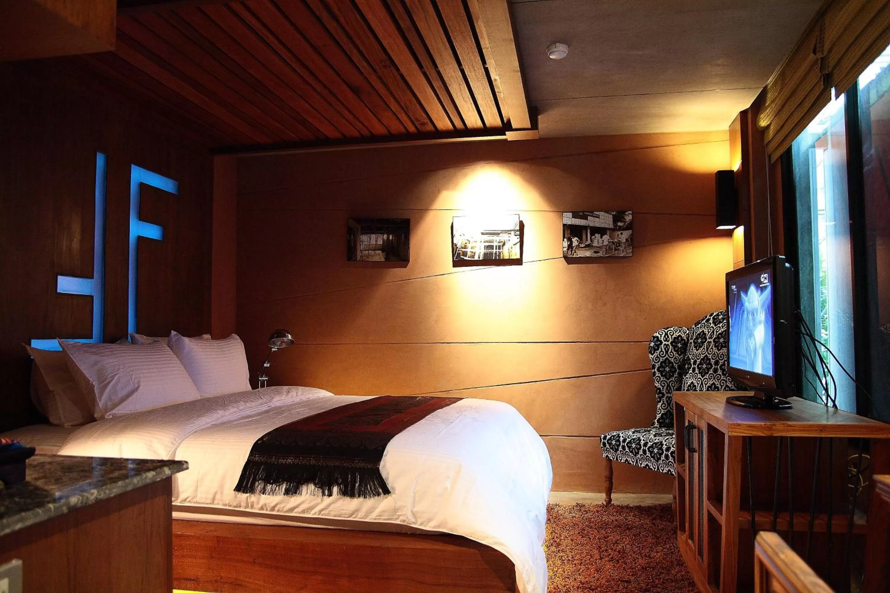 Deluxe Room in The Fusion Suites