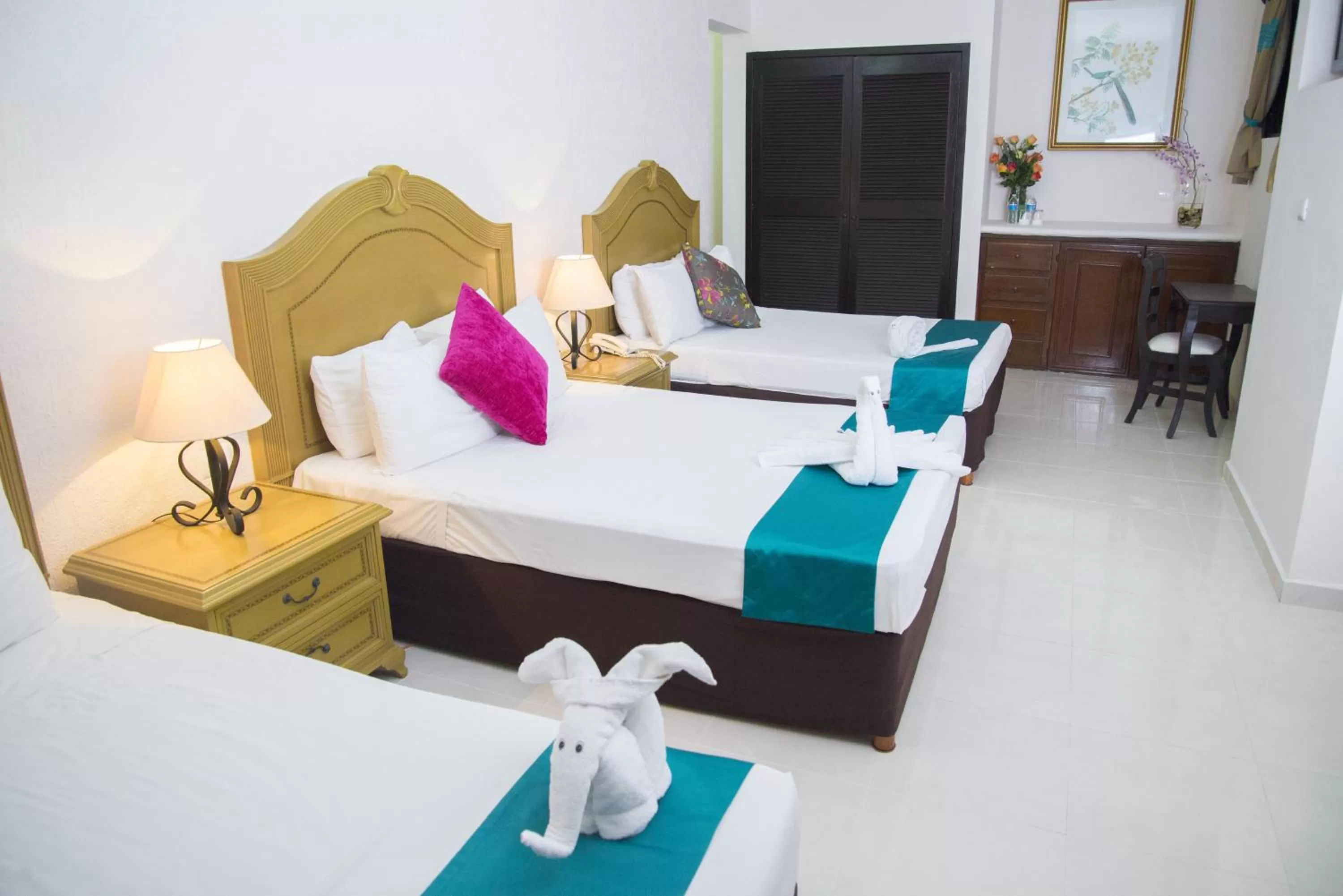 Family Room in Maison del Embajador