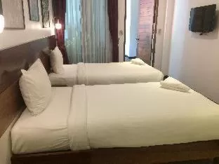 Budget Twin Room in Green View Village Resort