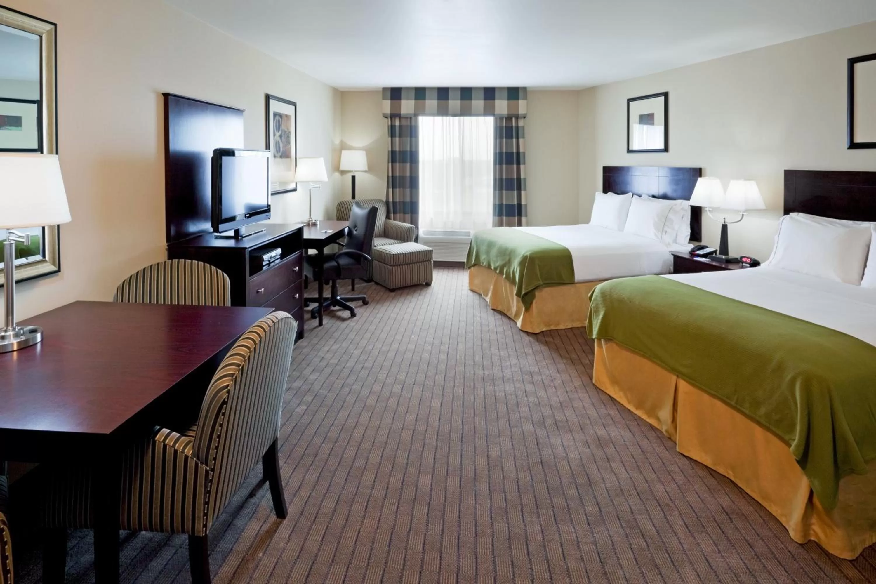 Holiday Inn Express & Suites Syracuse North - Airport Area by IHG