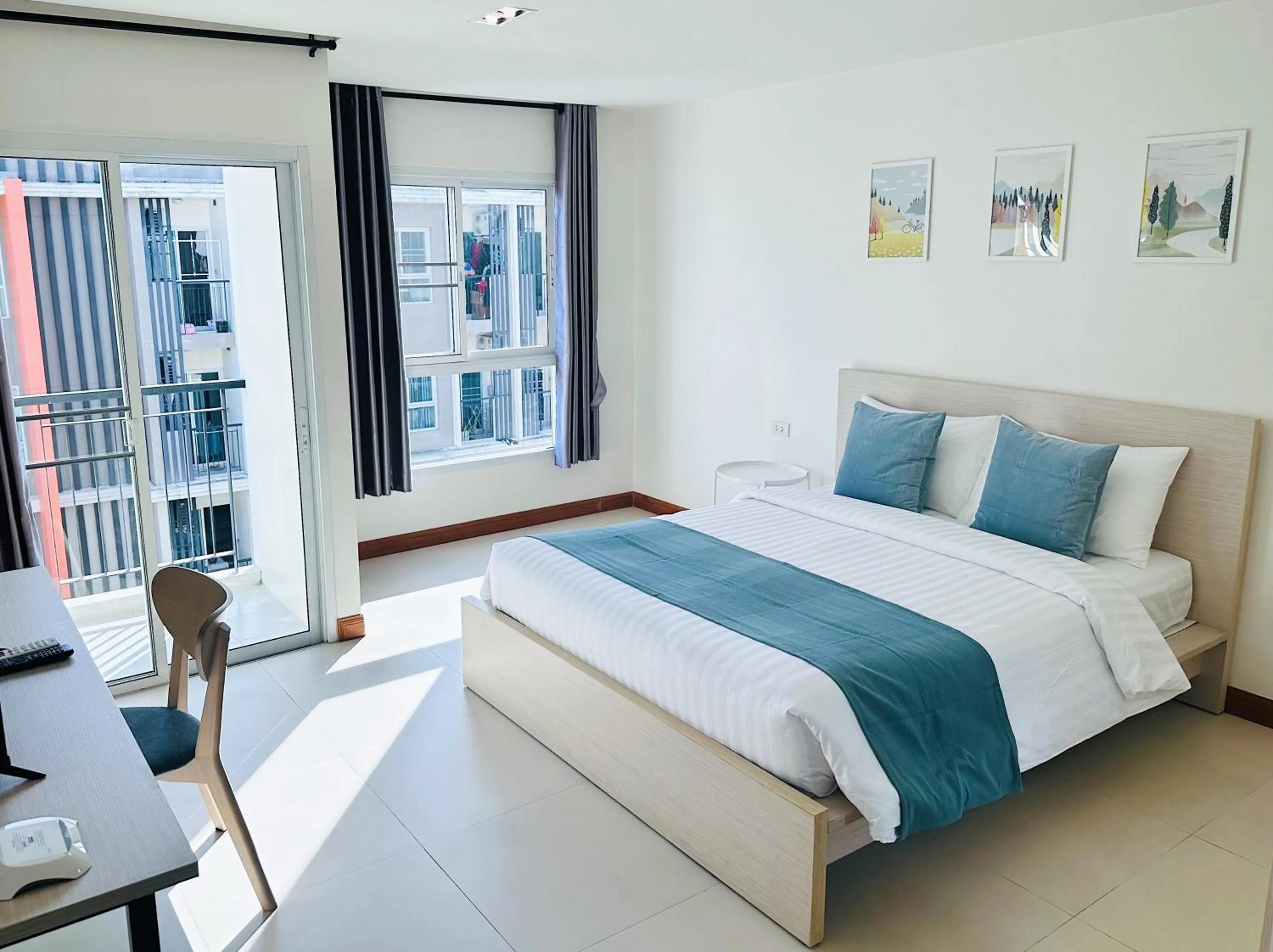 Deluxe Queen Room in The Lodge @ Min Residence