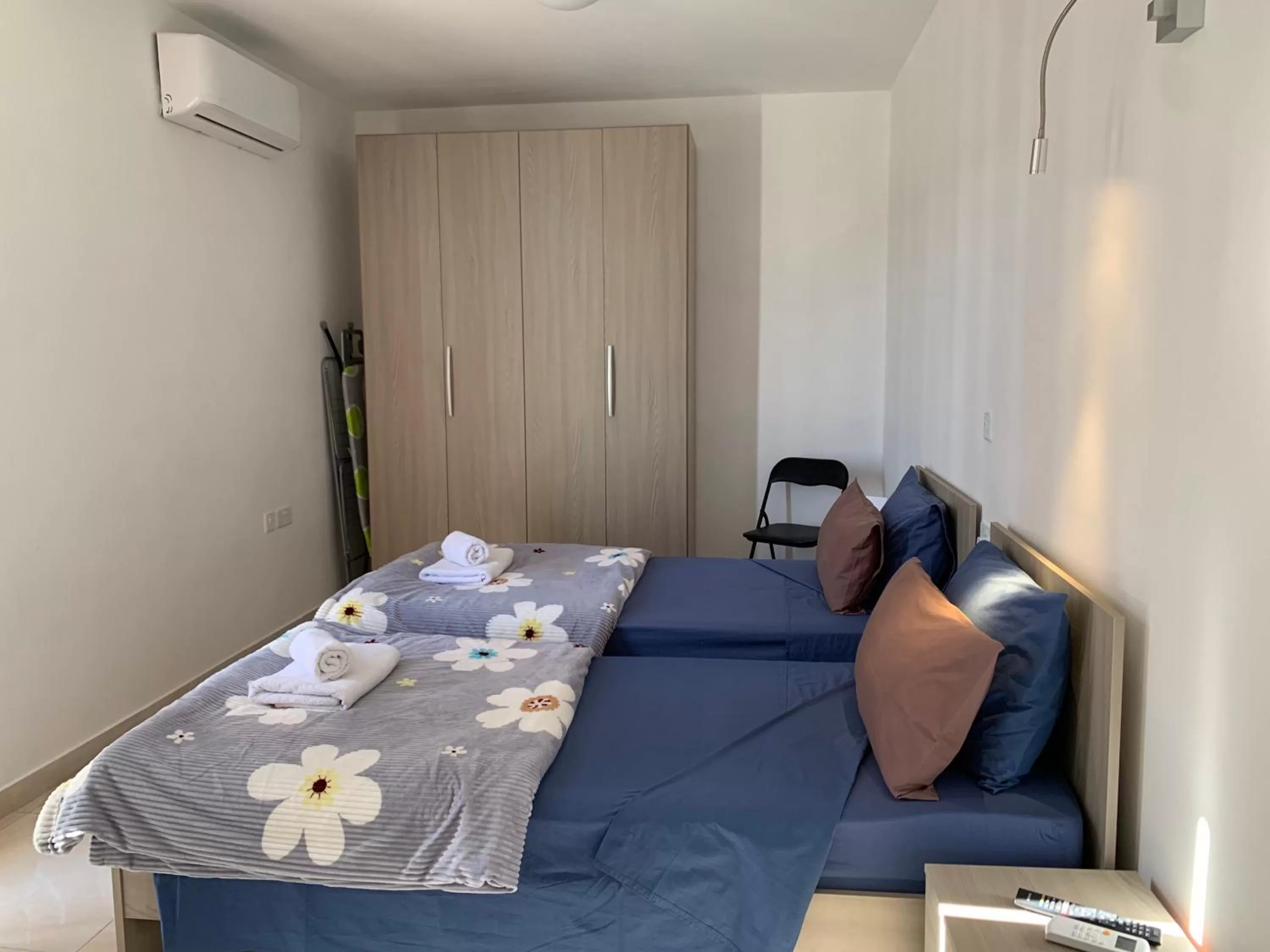 Twin Room with Balcony in Mon-Chery