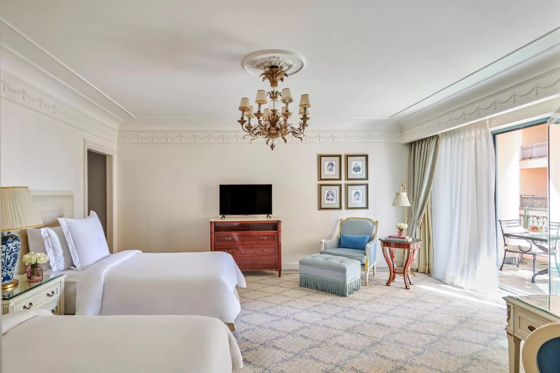 Superior Twin Room with City View in Four Seasons Hotel Alexandria At San Stefano