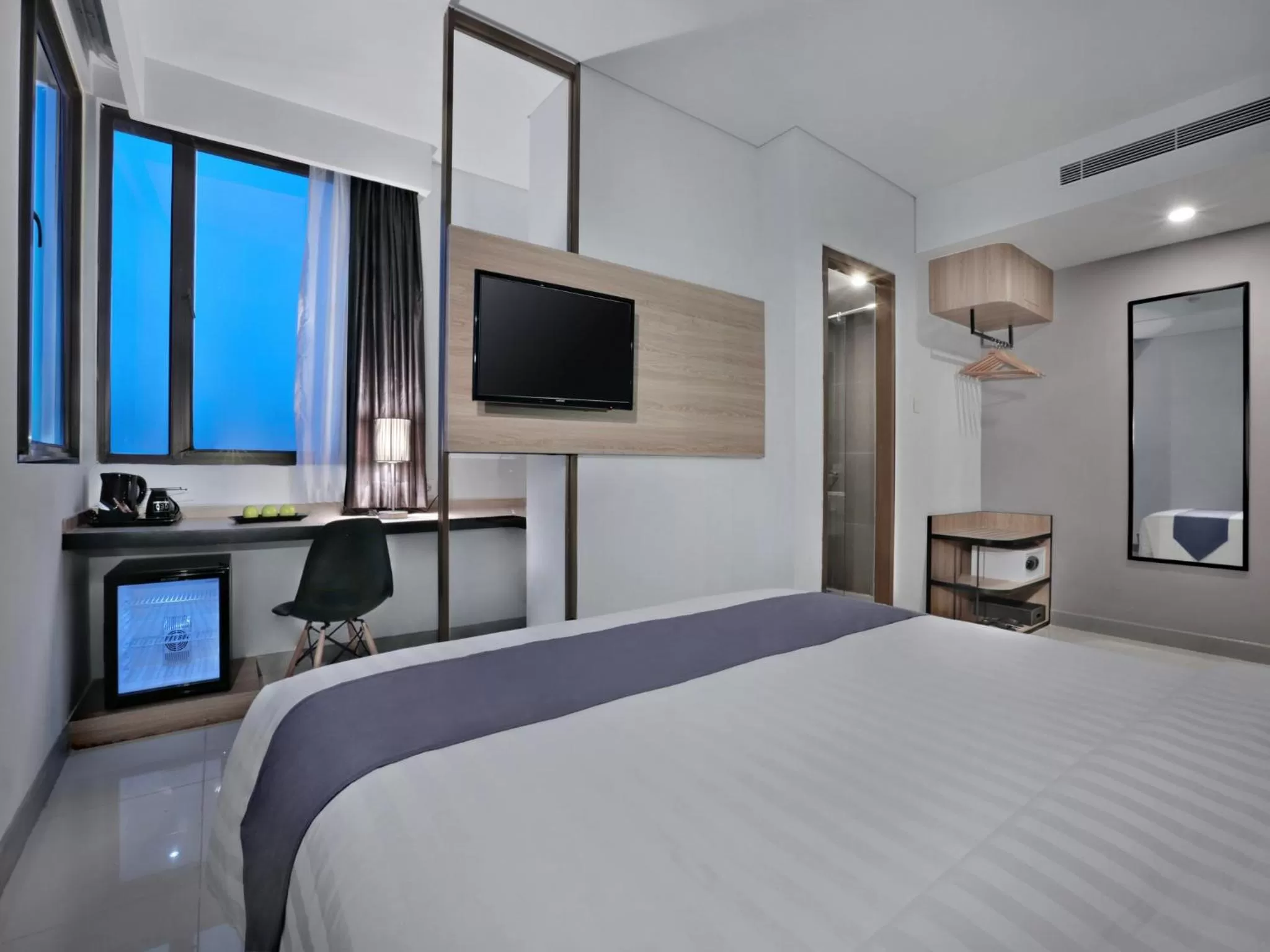 Deluxe Double Room in Hotel Neo Gajah Mada Pontianak by ASTON