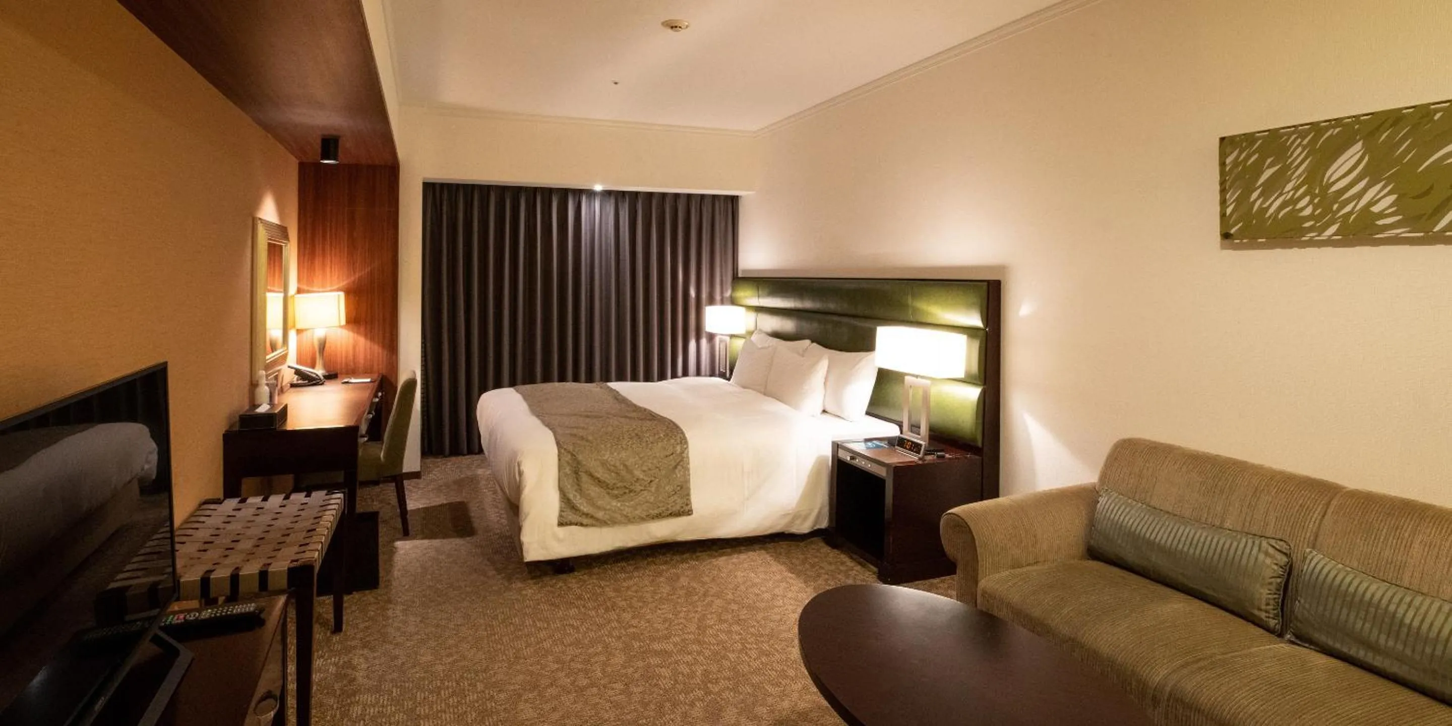 Superior King Room - Non-Smoking in Ibis Styles Sapporo