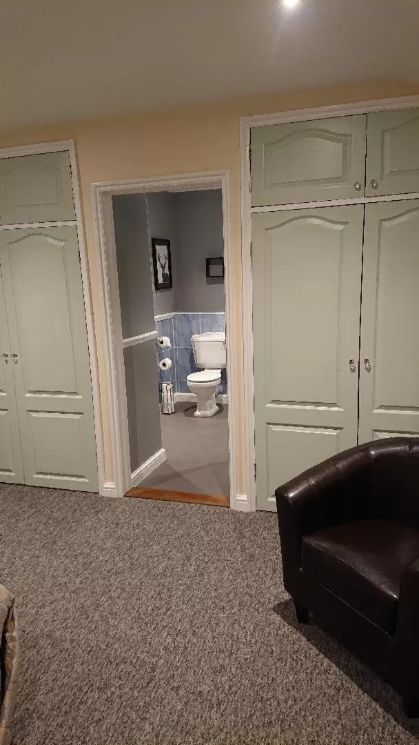 King Room in Grove House Hotel