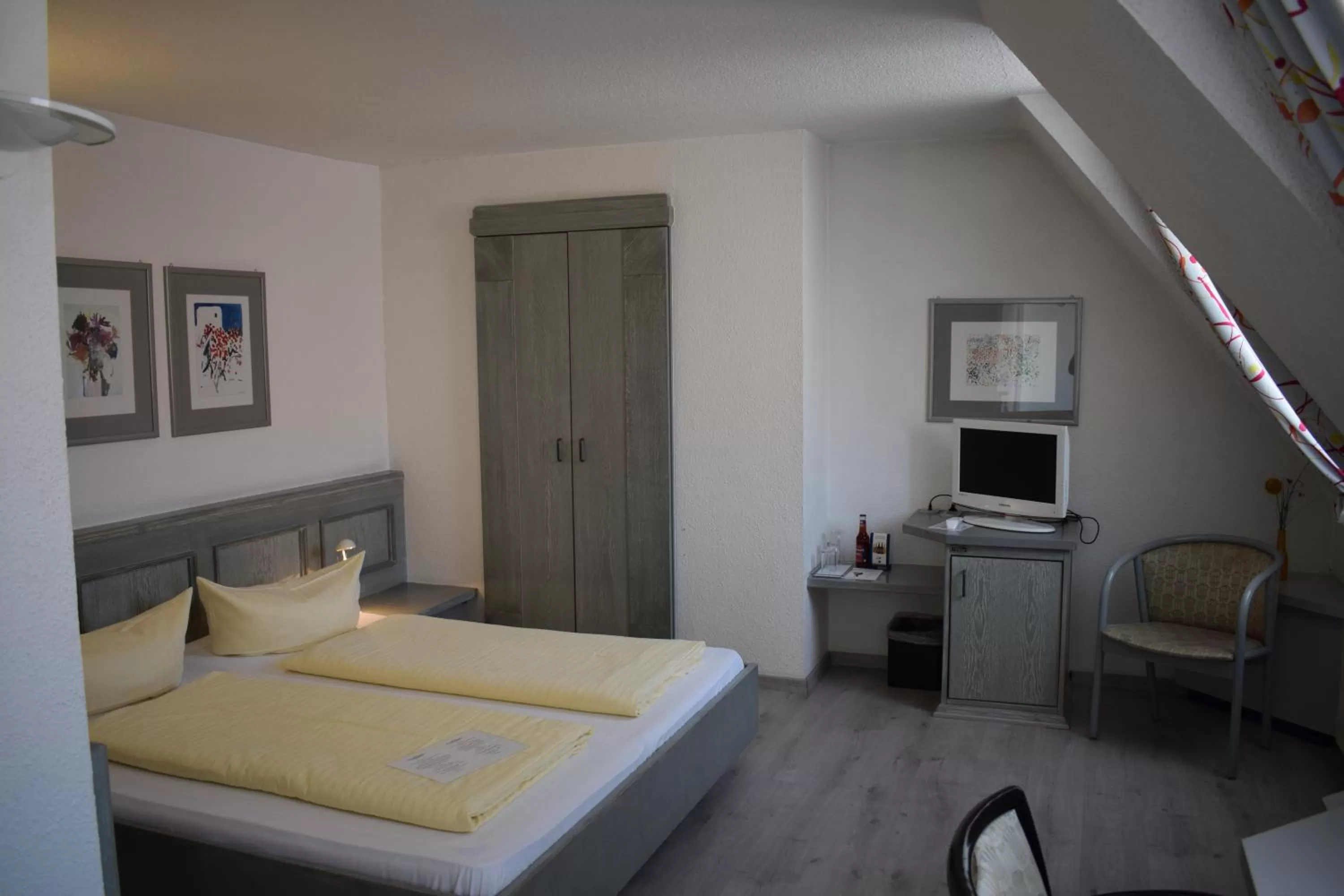 Double Room in Avenue Hotel