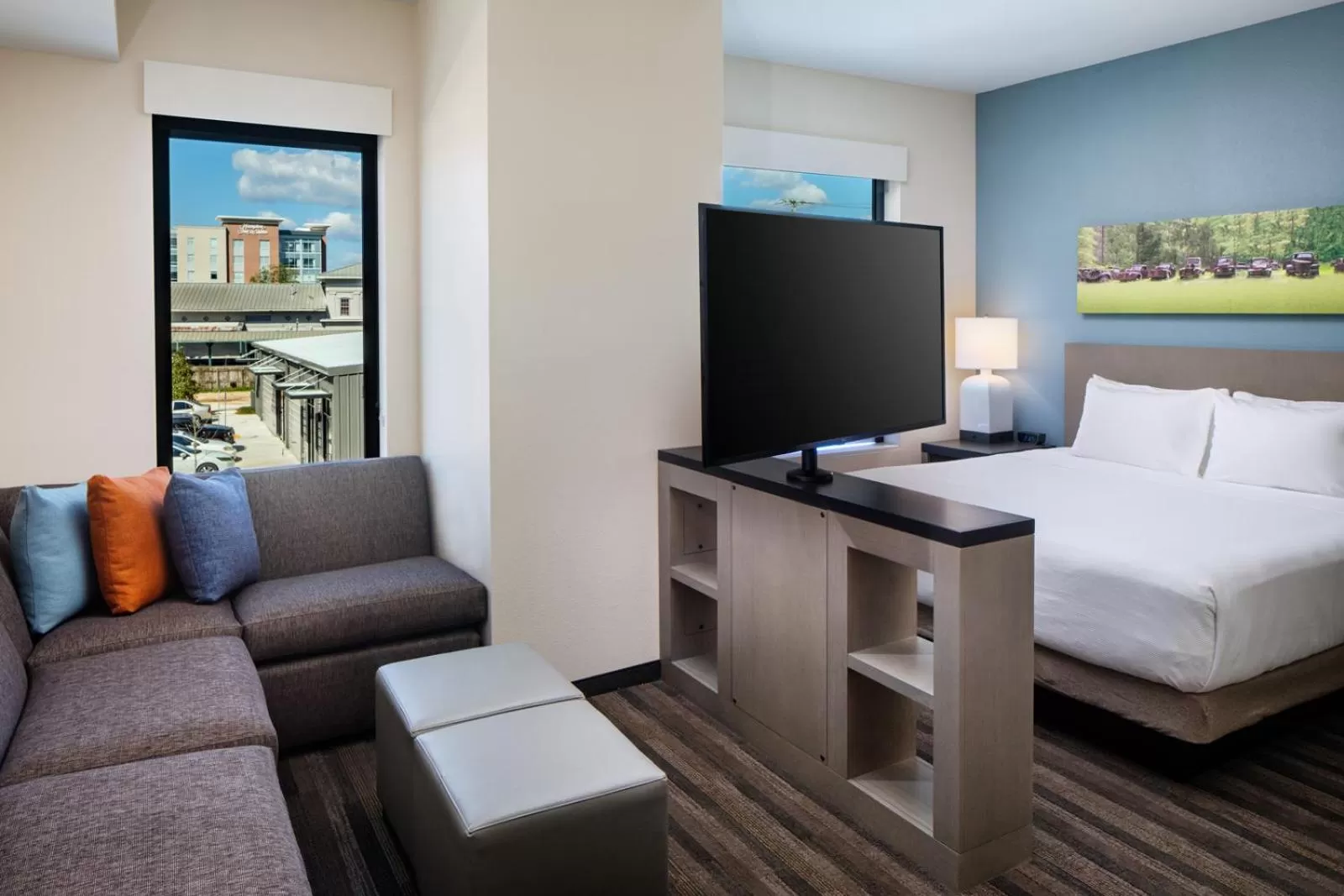 King Studio Suite with Kitchen and Sofa Bed in Hyatt House Tallahassee Capitol University