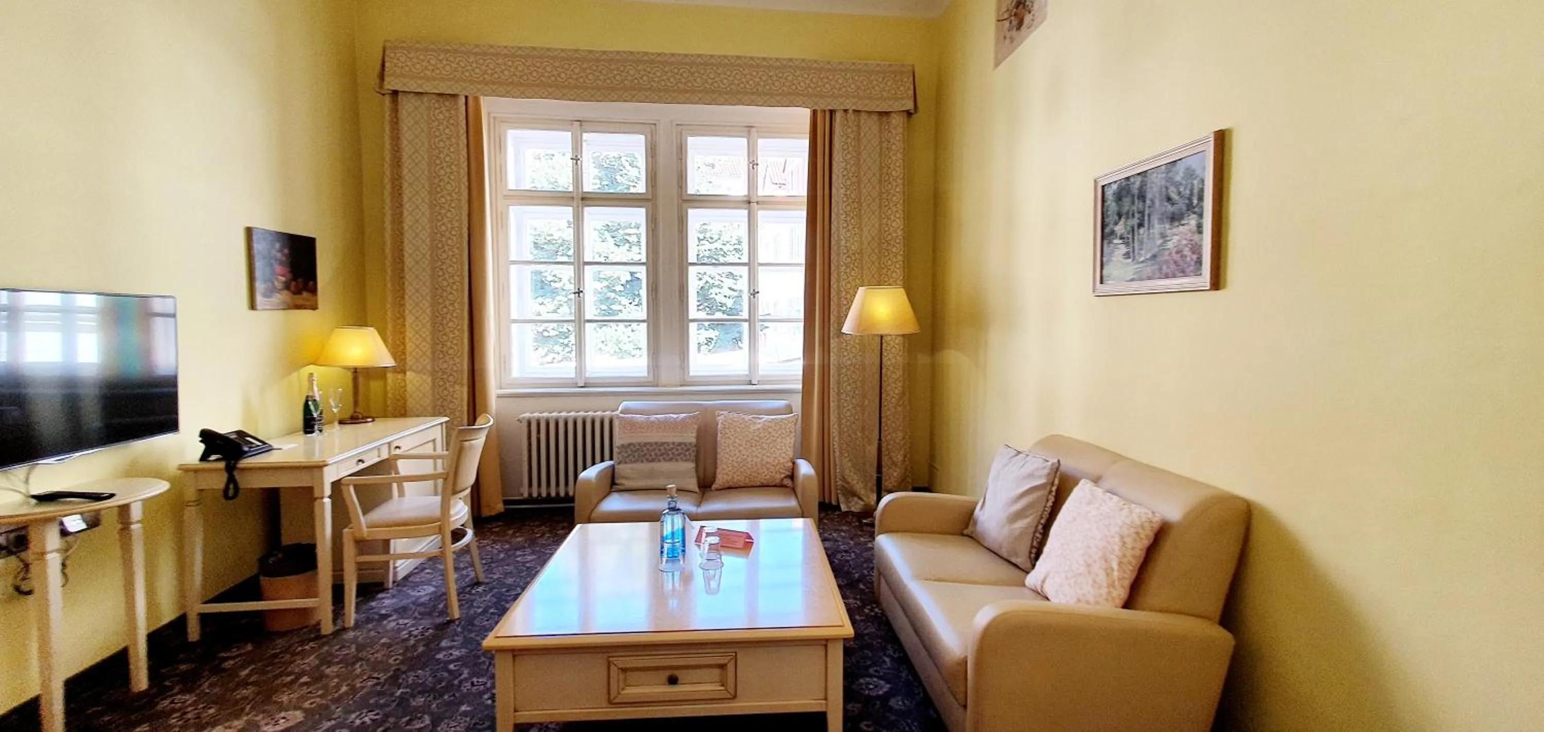 Suite in Hotel Metamorphis