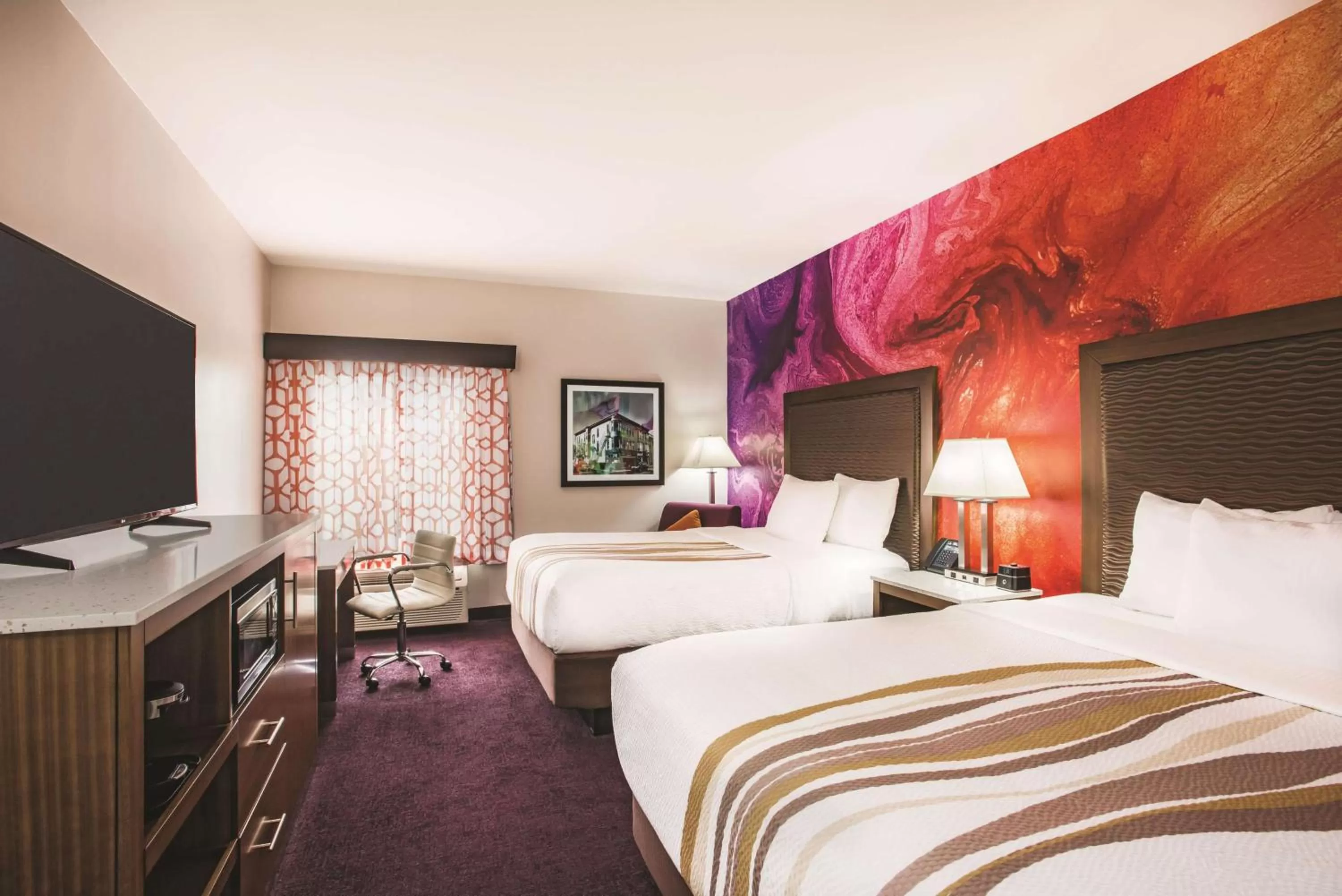 Deluxe Queen Room with Two Queen Beds in La Quinta by Wyndham Chambersburg