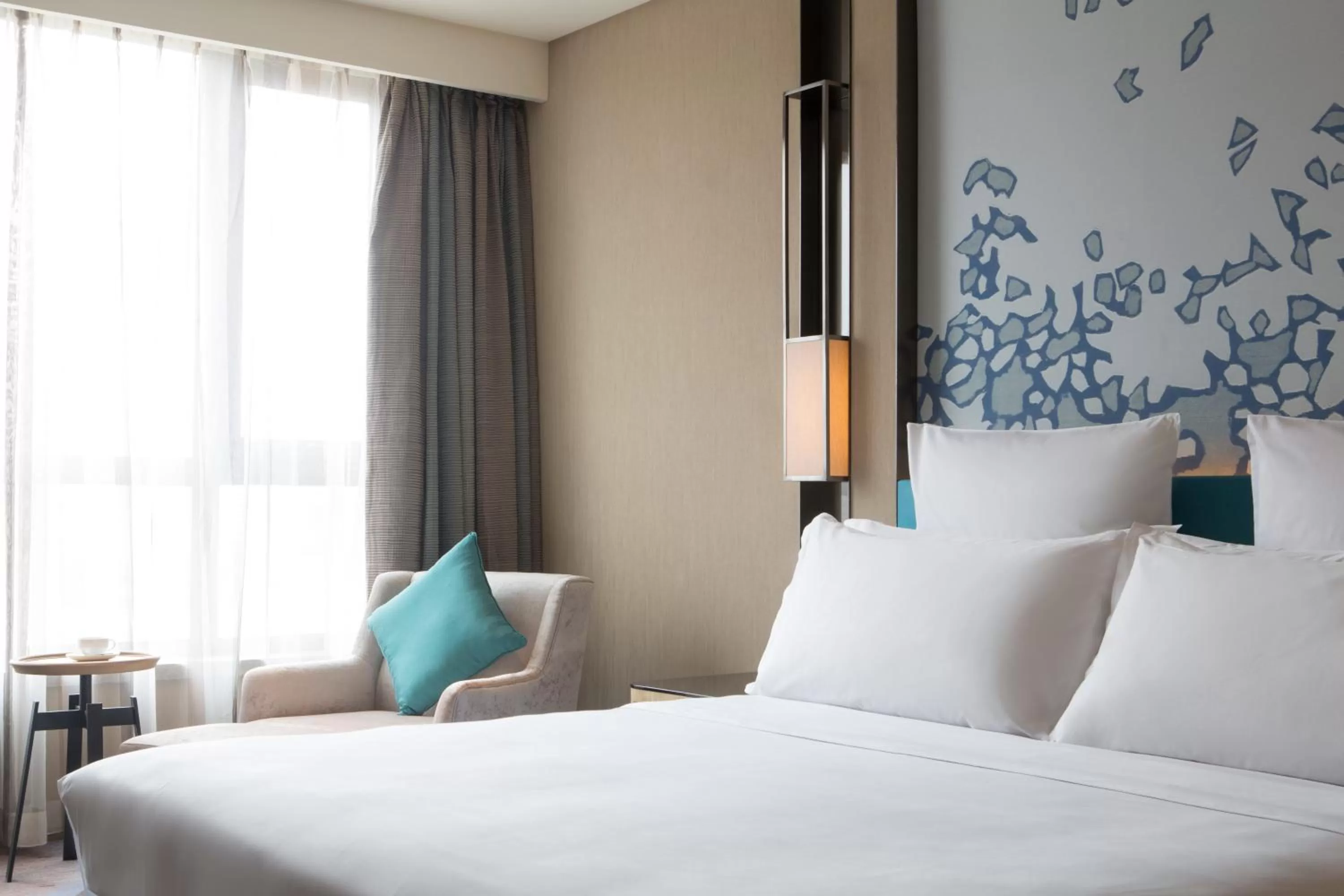 Deluxe King Room in Pullman Taiyuan