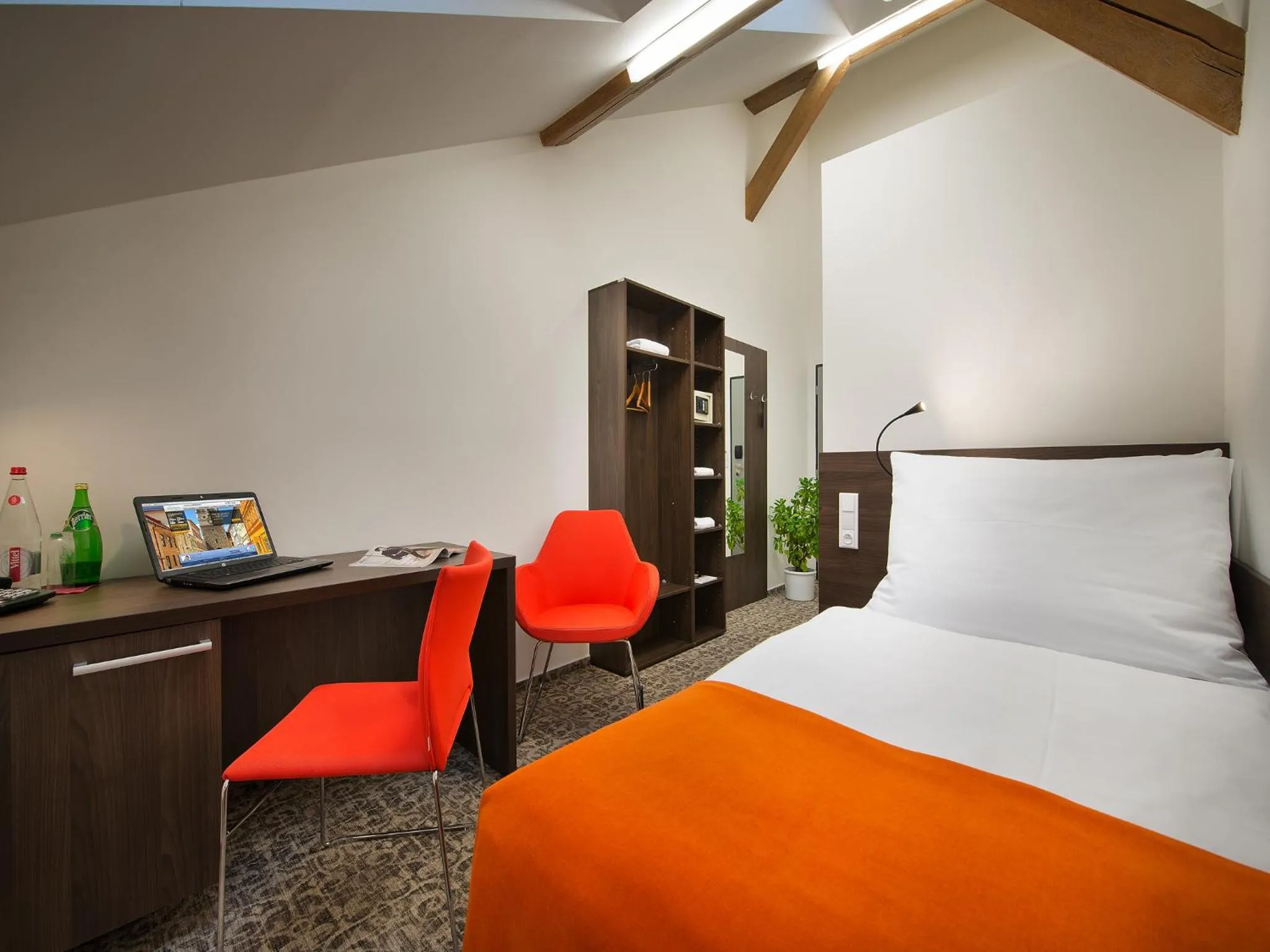 Single Room - single occupancy in EA Business Hotel Jihlava
