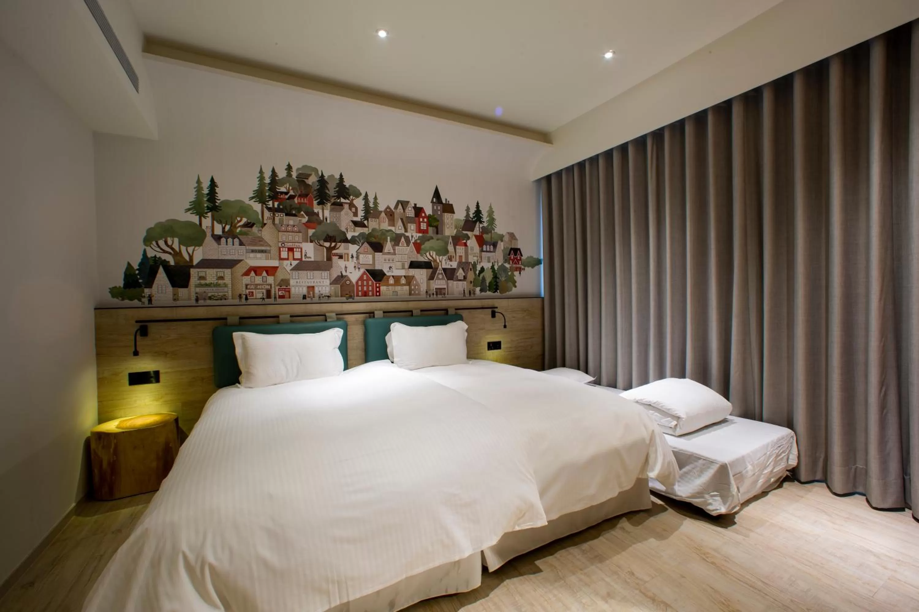 Comfort Triple Room with Shower in JSL hotel