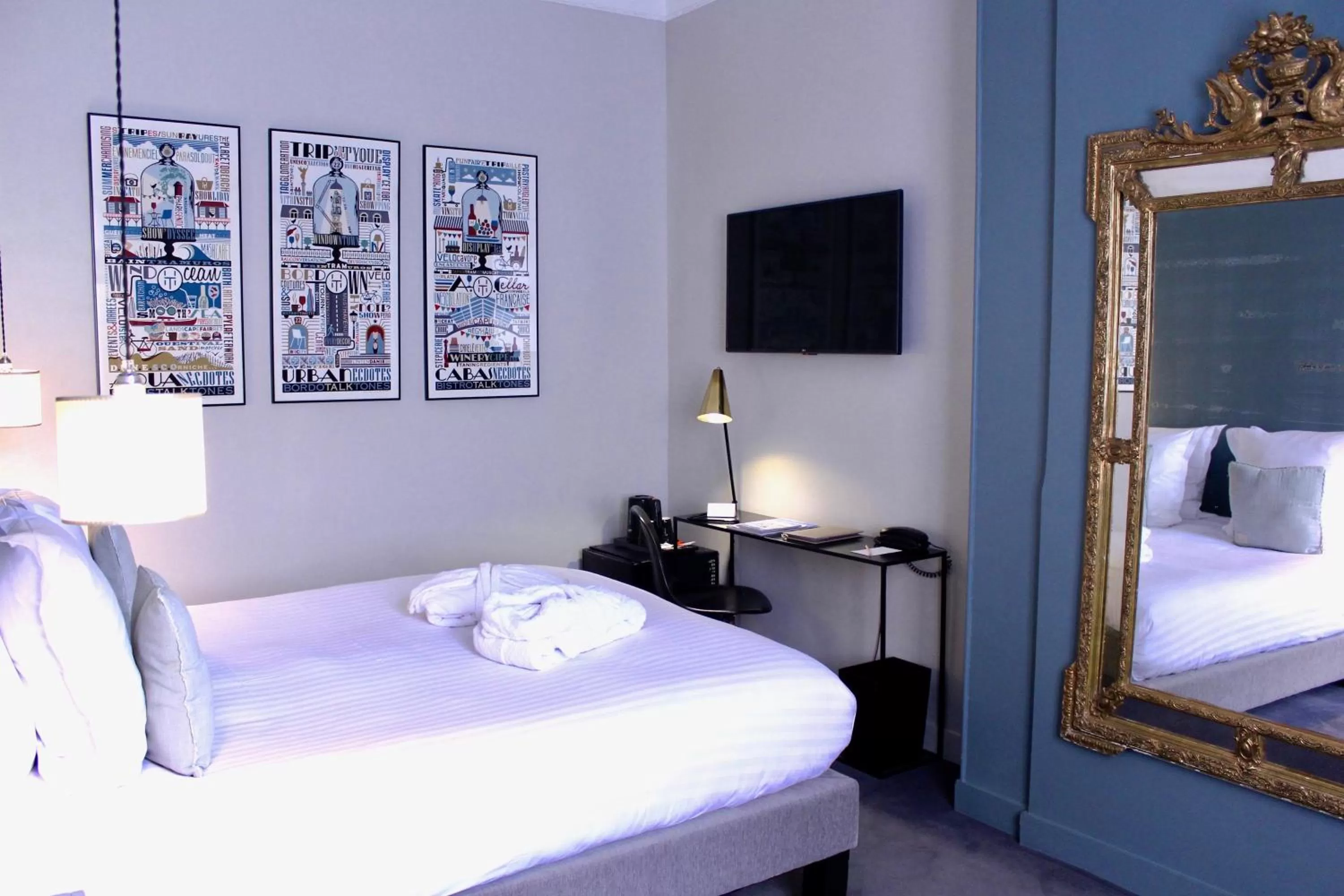Superior Room in Hôtel de Tourny - Boutique Hôtel Bordeaux Centre