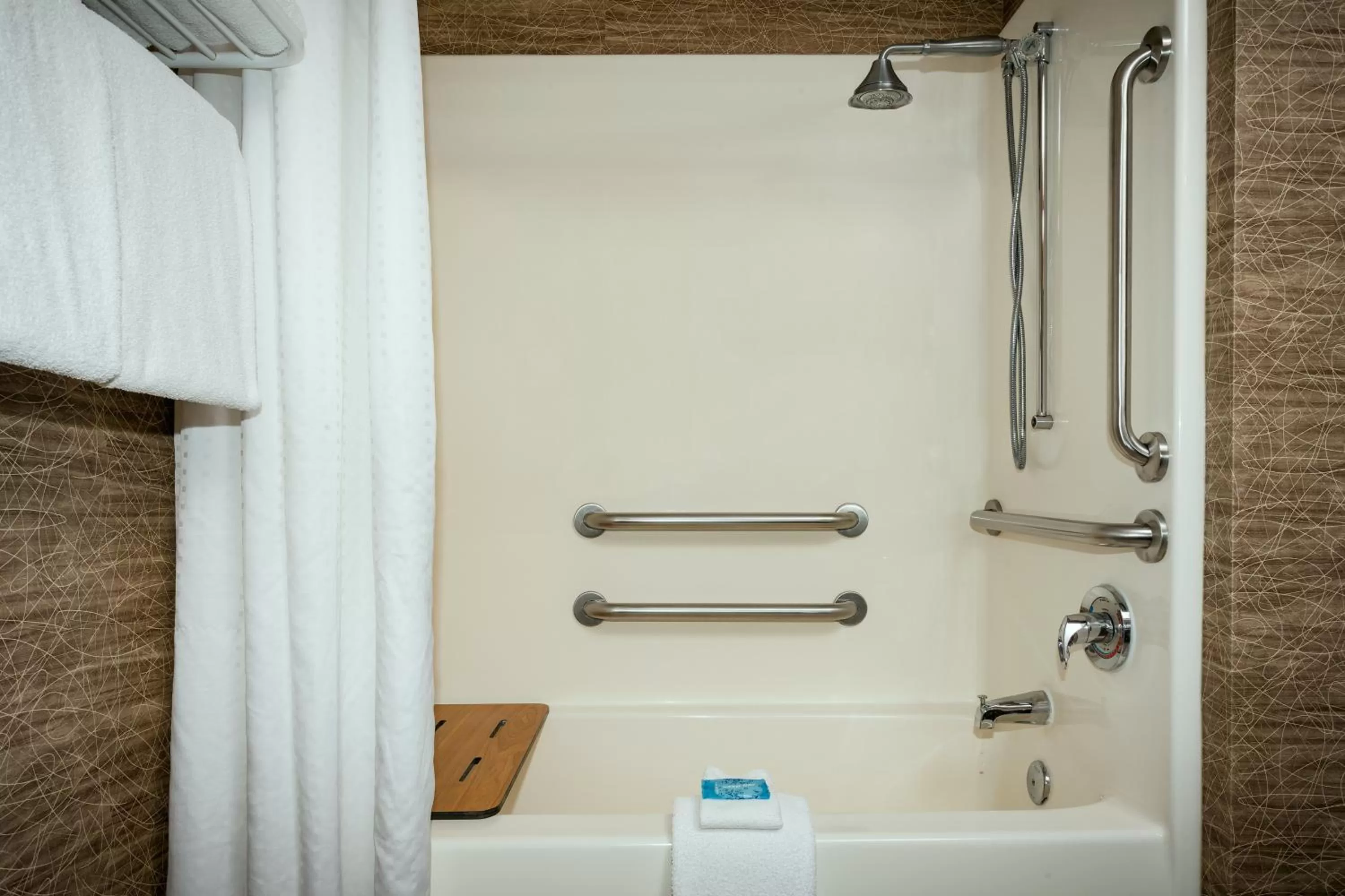 King Room - Disability Access in Wyndham Garden Anchorage Airport