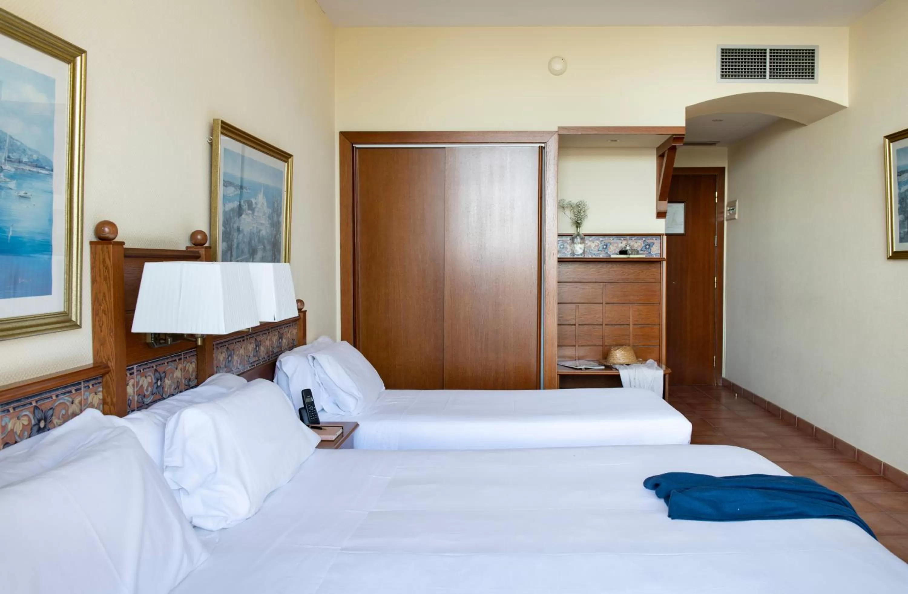 Triple Room in Hotel Roses Platja