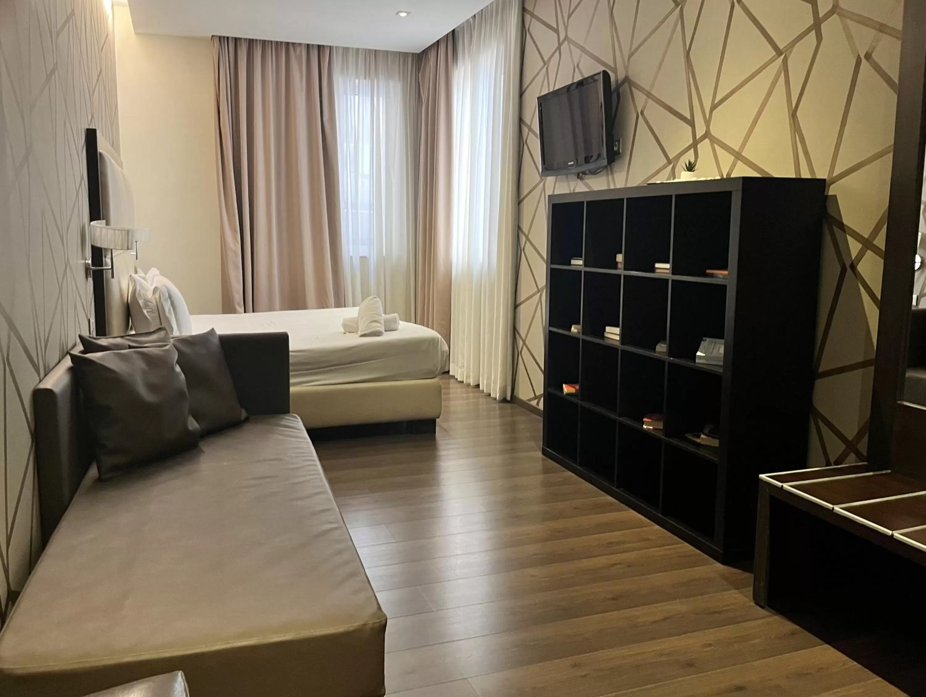 Deluxe Double or Twin Room in Catone District Hotel