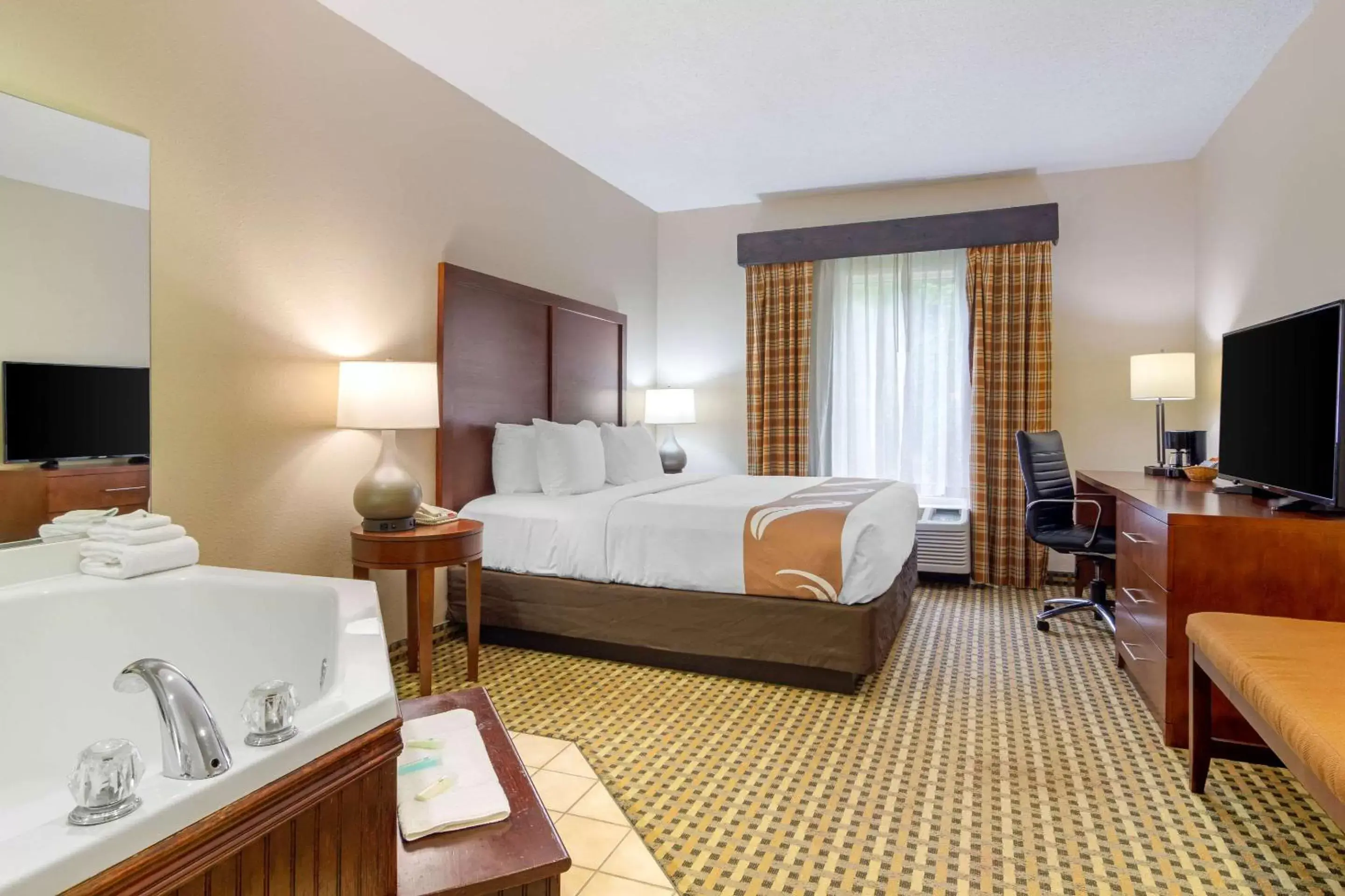 Quality Inn & Suites Decatur - Atlanta East Quality Inn & Suites Decatur - Atlanta East