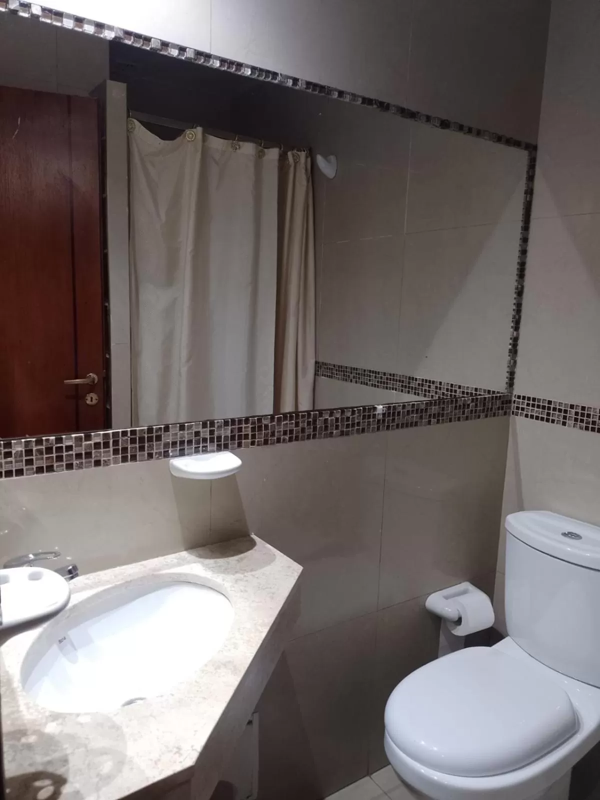 Superior Triple Room in Lorenzo Suites Hotel